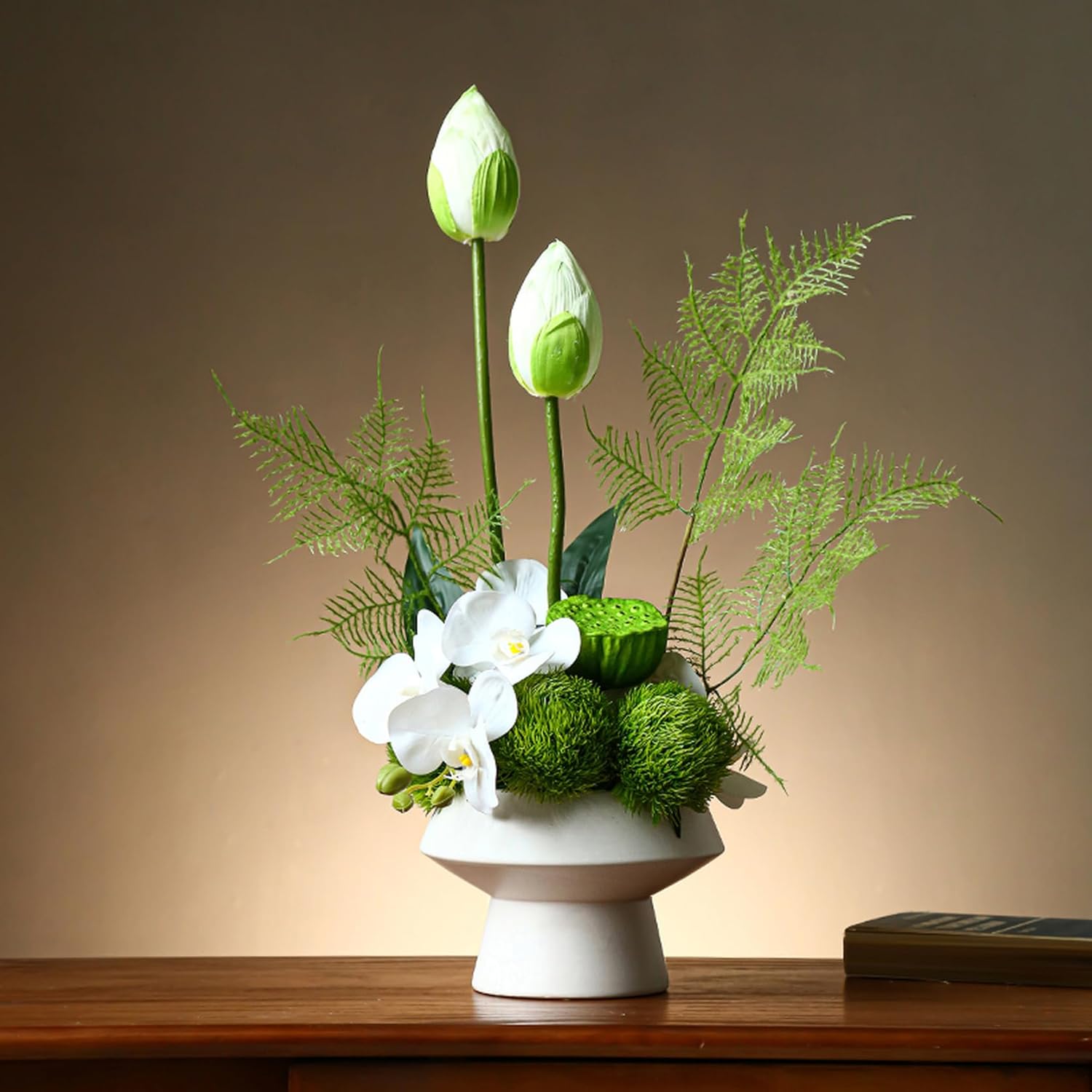 今月限定【アーティシャルフラワー】ホワイトラナンキュラスとデイジーアレンジ花瓶付 アーティシャルフラワー】ホワイトラナンキュラスとデイジーの花束の