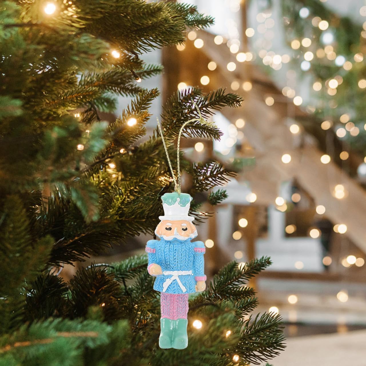 VOSAREA 4pcs Pastel Nutcrackers Resin Candy Christmas Nutcracker Pendants Bright Color Xmas Tree Wooden Solider Pendant Hanging Ornament (8CM)