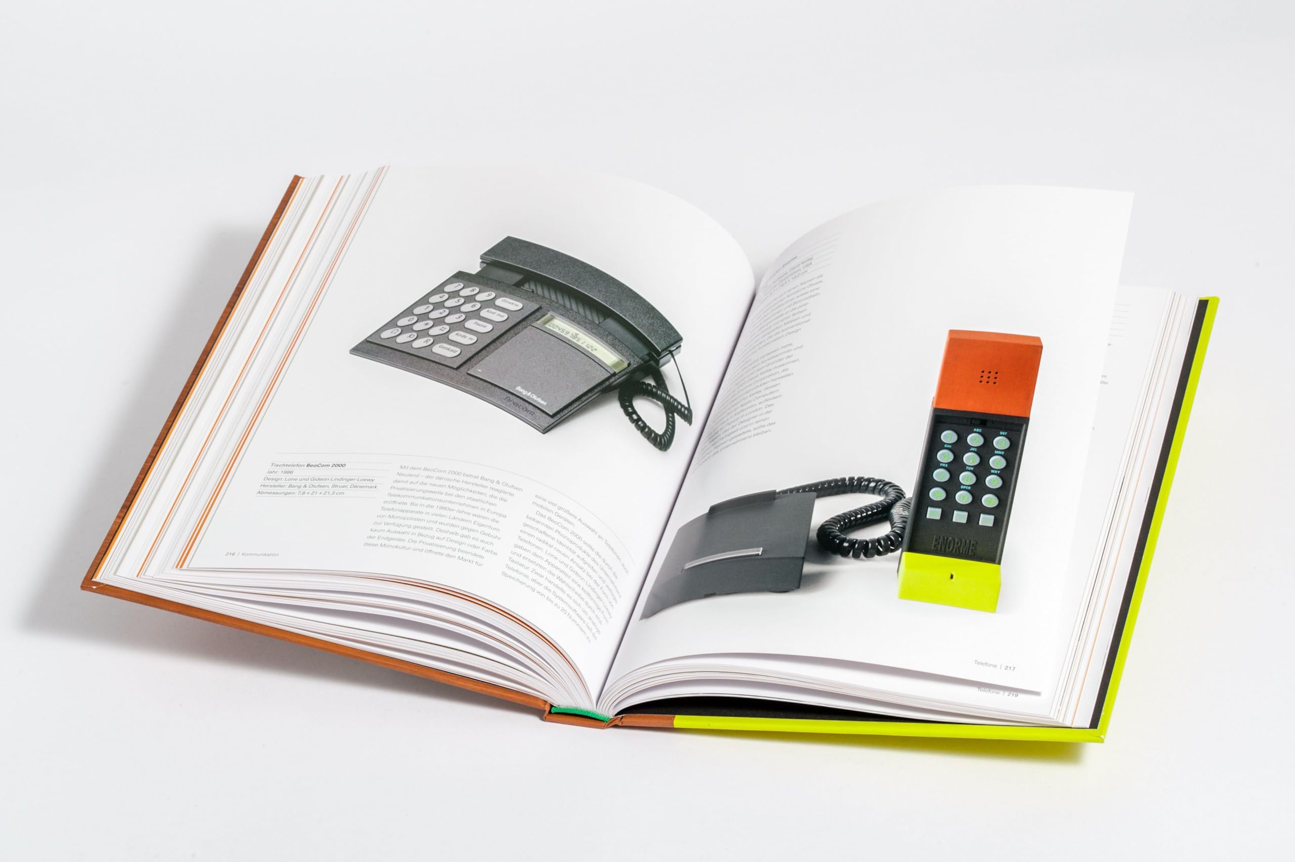 Analog: Zeitlose Technik - Klang, Bild, Kommunikation und Information: eine nostalgische Reise in die Vergangenheit des Produktdesigns