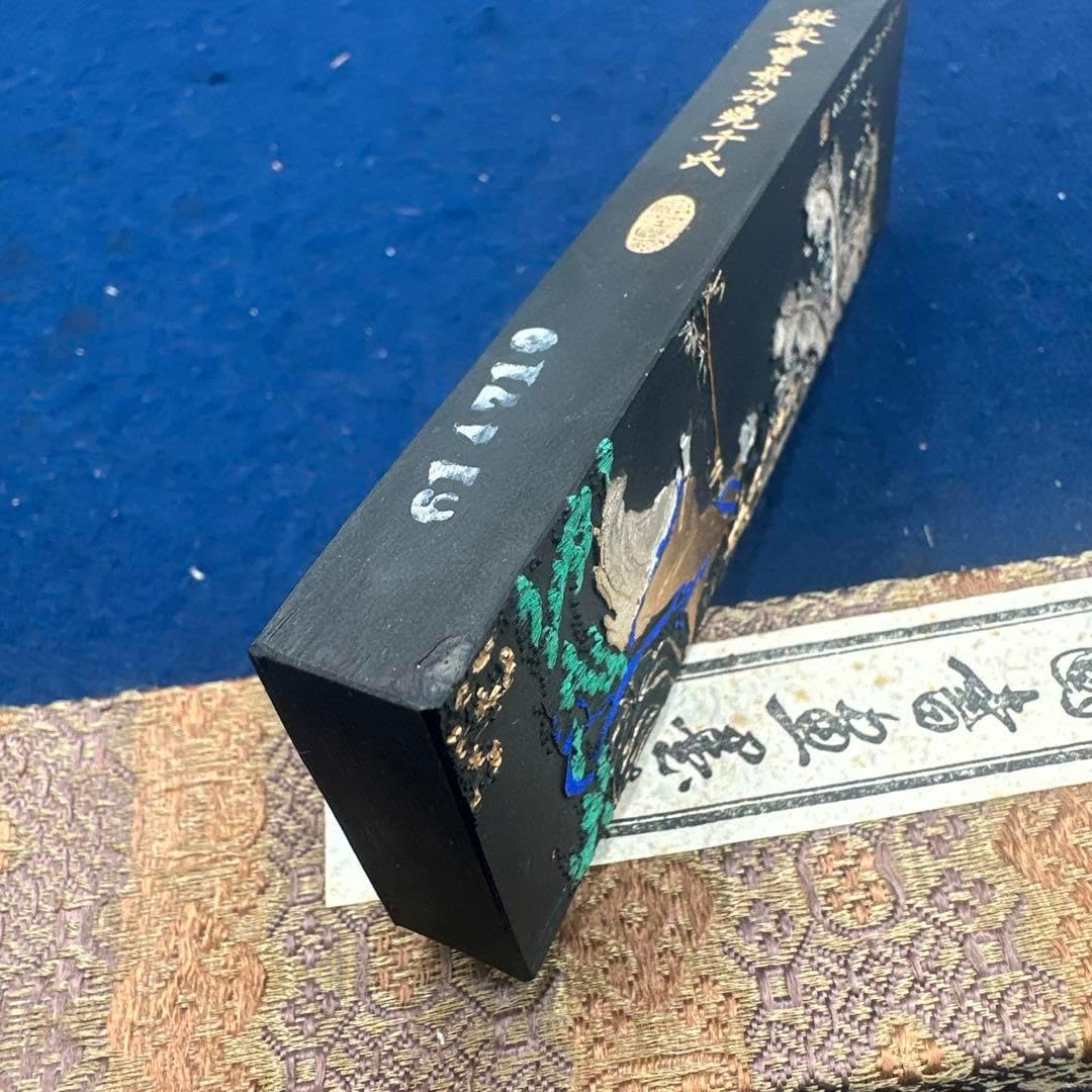 冝蔵香煤　五石漆煙　微歙曹素功堯千氏 冝蔵香煤 五石漆煙 微歙曹素功堯千氏 冝蔵