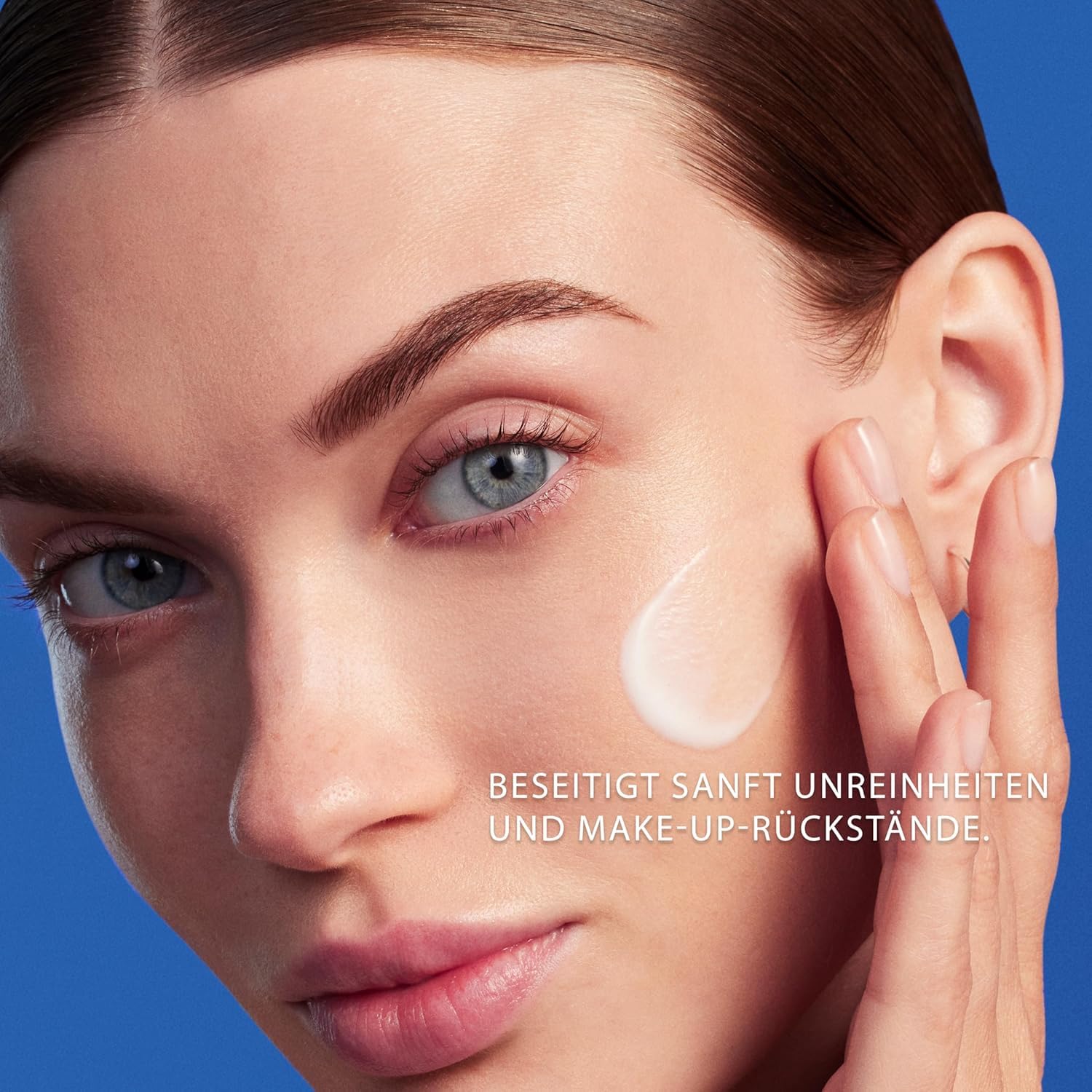 Biotherm Reinigungsmilch Biosource Lait Demaq für trockene Haut, milde Reinigungsmilch mit Life Plankton und Sheabutter, entfernt Unreinheiten und Make-up, für ein frisches Hautgefühl, 400 ml | Life Plankton, Sheabutter, entfernt Unreinheiten und Make-up,