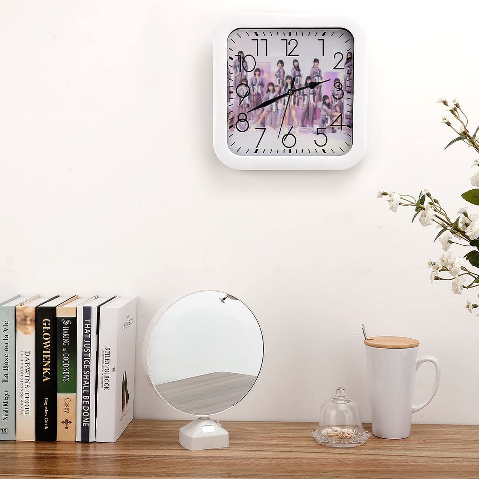 Amazon.co.jp: 乃木坂46. 壁掛け時計 おしゃれ インテリア 静音