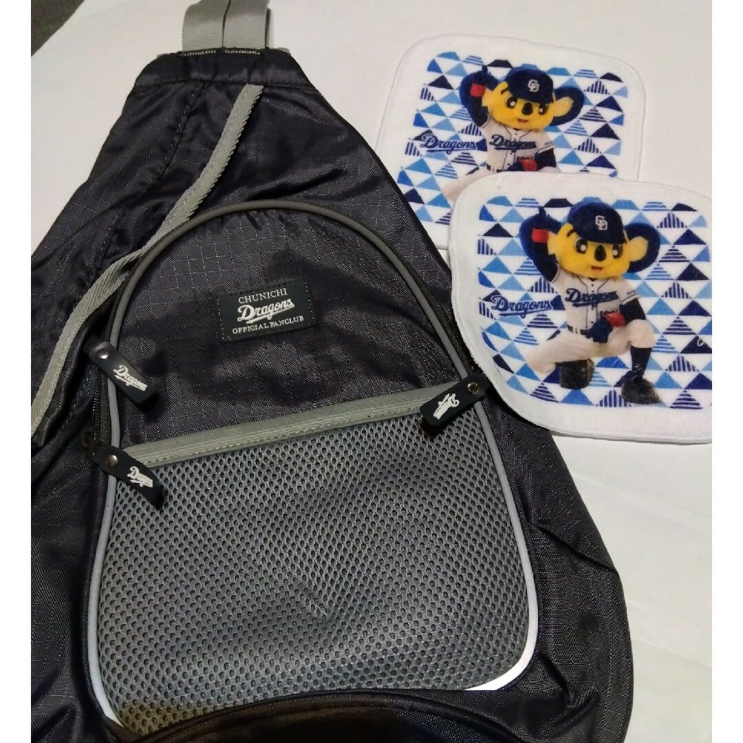 Amazon.co.jp: 中日ドラゴンズファンクラブ ボディバッグ : おもちゃ