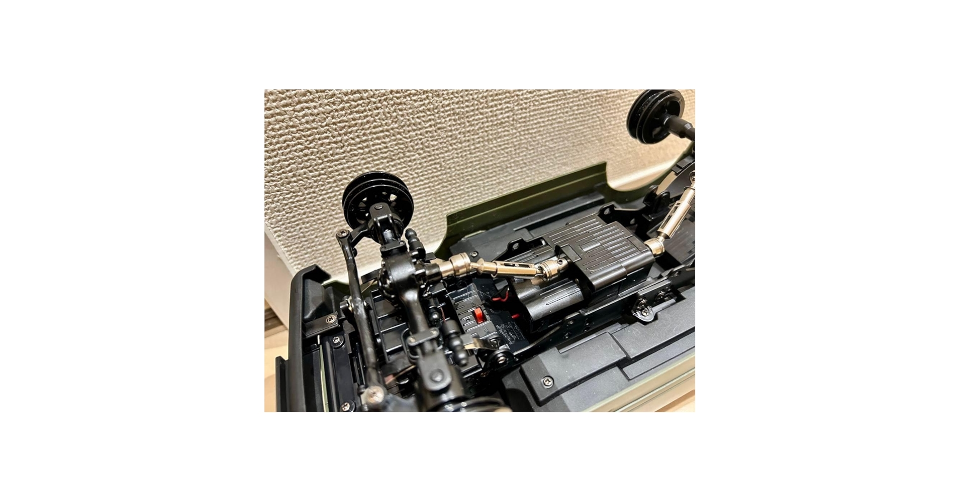 【金属製プロペラシャフトとオマケ付】WPL C74-1 ジムニー 幌 全世界版 金属製プロペラシャフトとオマケ付】WPL C74-1 ジムニー 幌 全