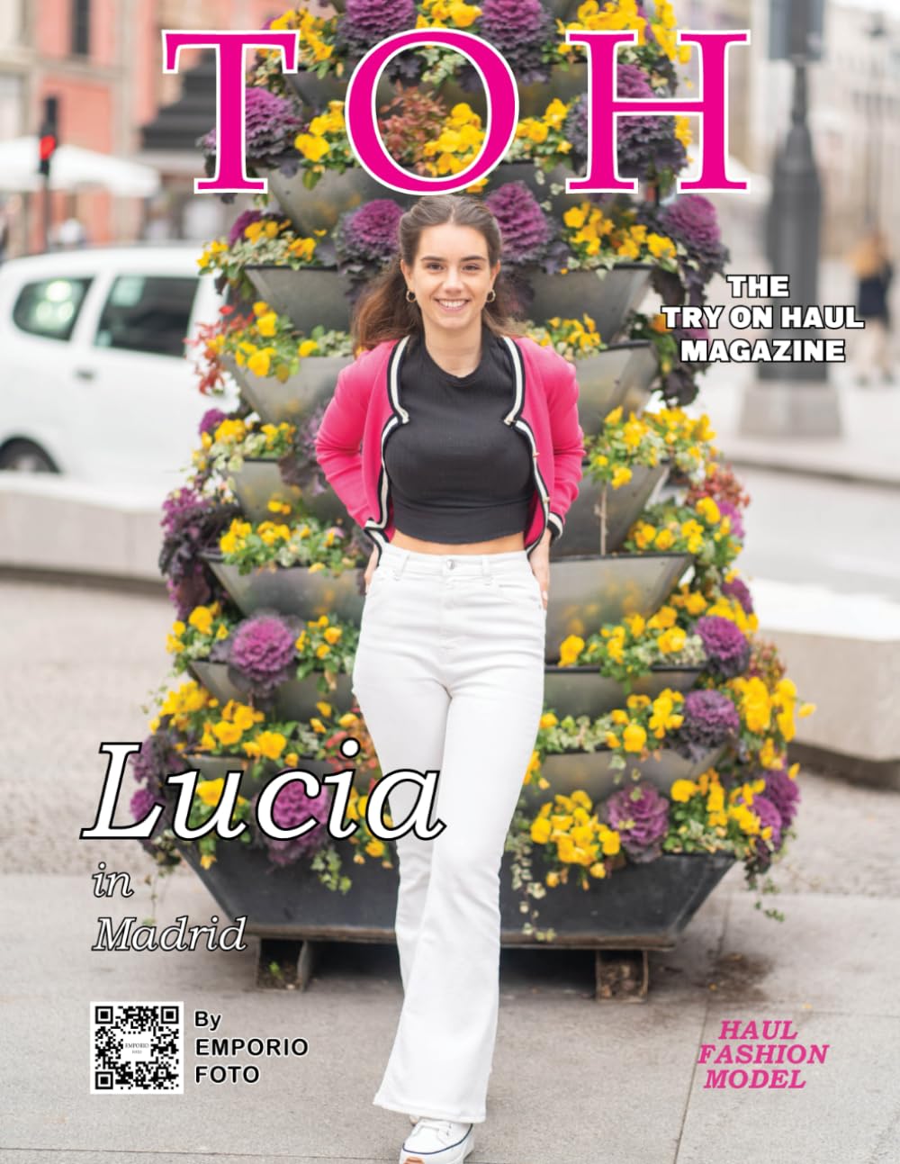 TOH Magazine - The Try On Haul Magazine: Try On Haul : A young and pretty girl that shows in social media clothing she buys, she gets as a gift or ... as an influencer or as a new rising star: 1