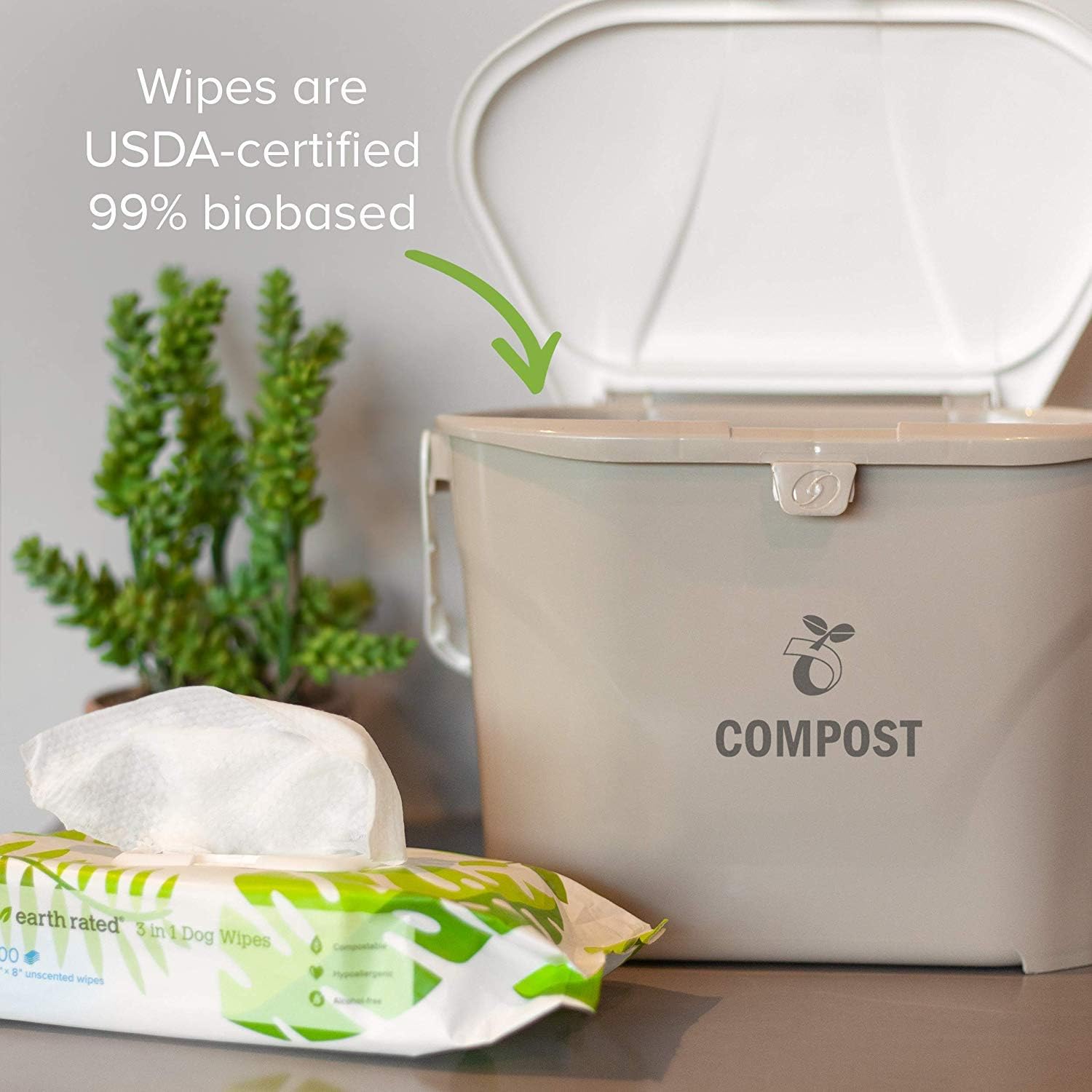 Earth Rated Dog Wipes, 400 Plant-Based and Compostable Wipes for Dogs & Cats, USDA-Certified 99 Percent Biobased, Hypoallergenic, Unscented 8x8 Deodorizing Grooming Pet Wipes for Paws, Body and Butt : Pet Supplies