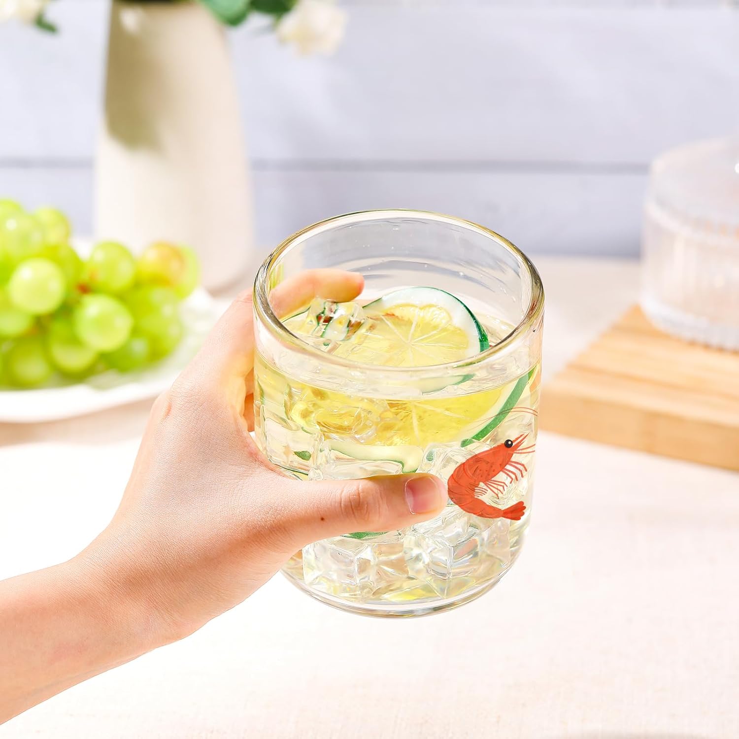 Funnymoom 2 PCS Icon Juice Glasses - 14oz Old Fashioned Icon Stemless Wine Drinking Juice Cocktail Coffee Glasses Cups for Women Home Summer Party Supplies Gift(Shrimp Style)