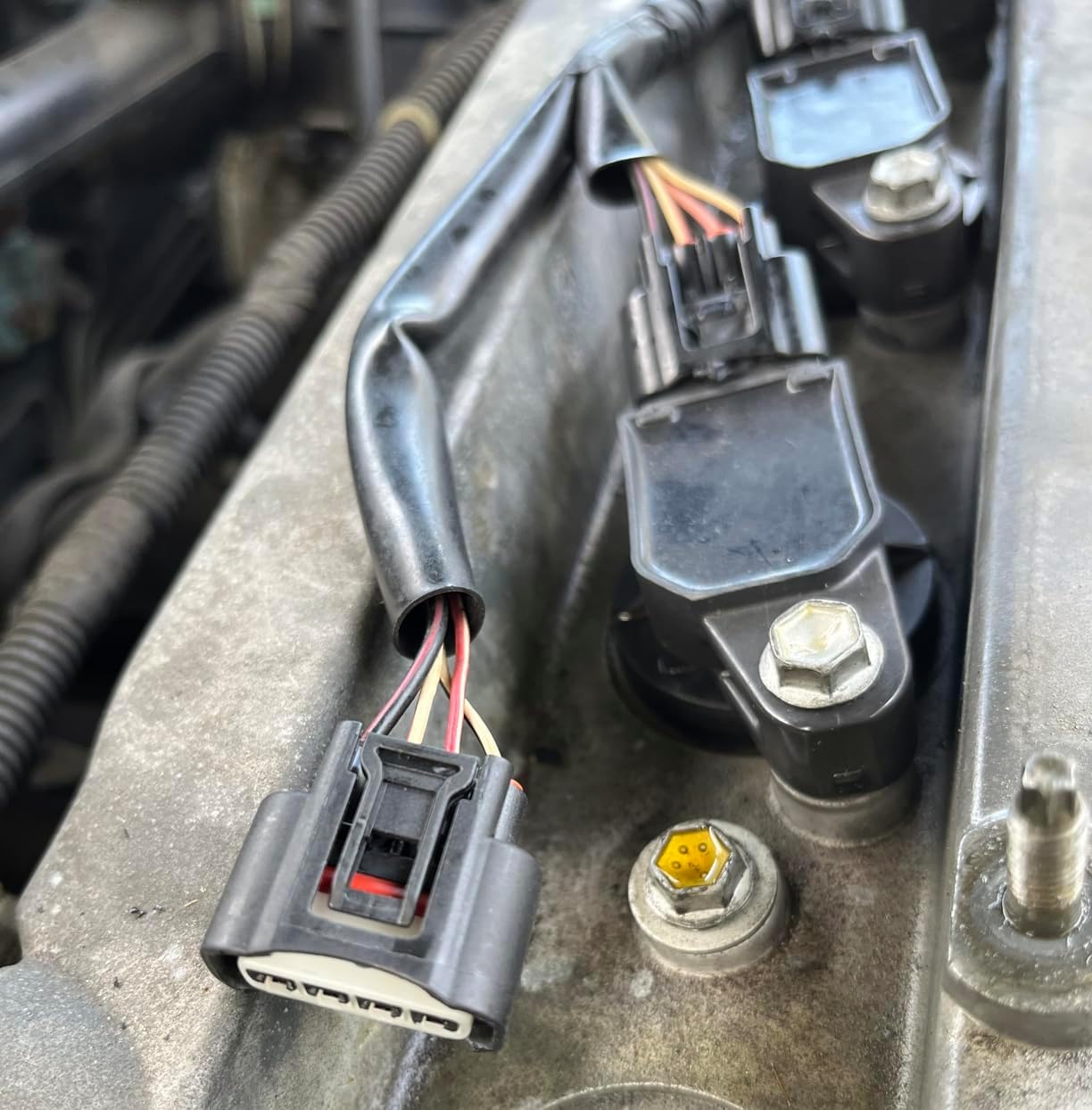 4 Pcs Ignition Coil Plug Connector, Compatible with Lexus Camry Highlander Corolla Sienna, Replacement for 90980-11885