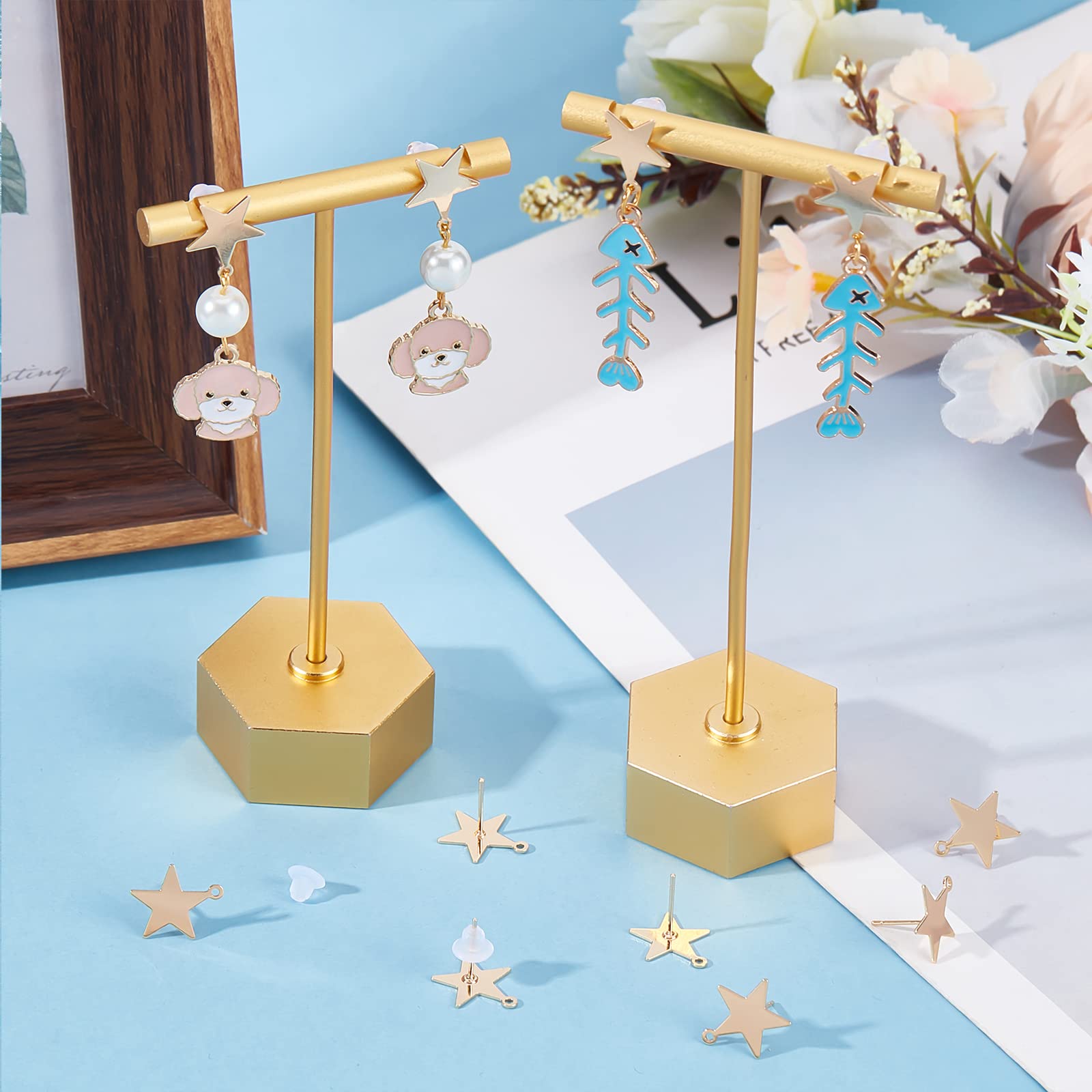 Beebeecraft 1 Scatola 30 Pezzi Placcati in Oro 18K Risultati Dell'Orecchino con Anelli per Orecchini A Stella con 50 Pezzi Chiusure Trasparenti per Orecchini per La Festa della Mamma Creazione