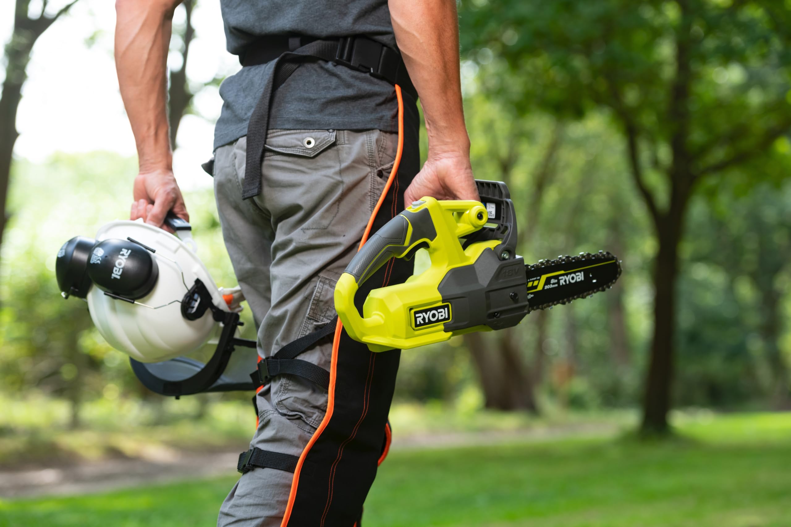 Ryobi RY18CS20A-125 Elettrosega a Batteria 18V ONE+, Barra 20 cm, Batteria 2,5 Ah e Caricabatterie Inclusi, Leggera e Maneggevole