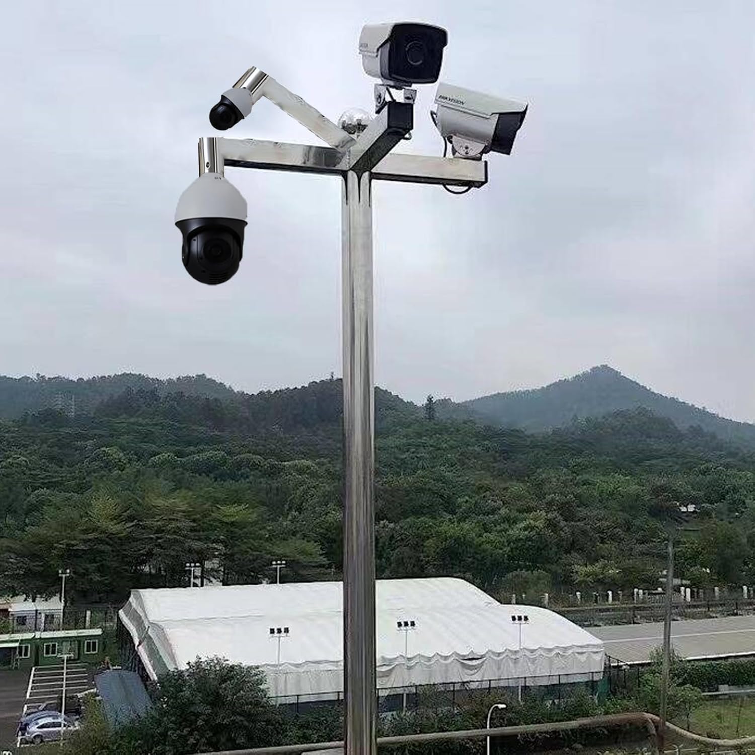 Adjustable Outdoor Security Pole for 4 Cameras, 2.0-3.0m Stainless Steel Mount with Floor Stand & Screws, Ideal for Surveillance (8.2ft)