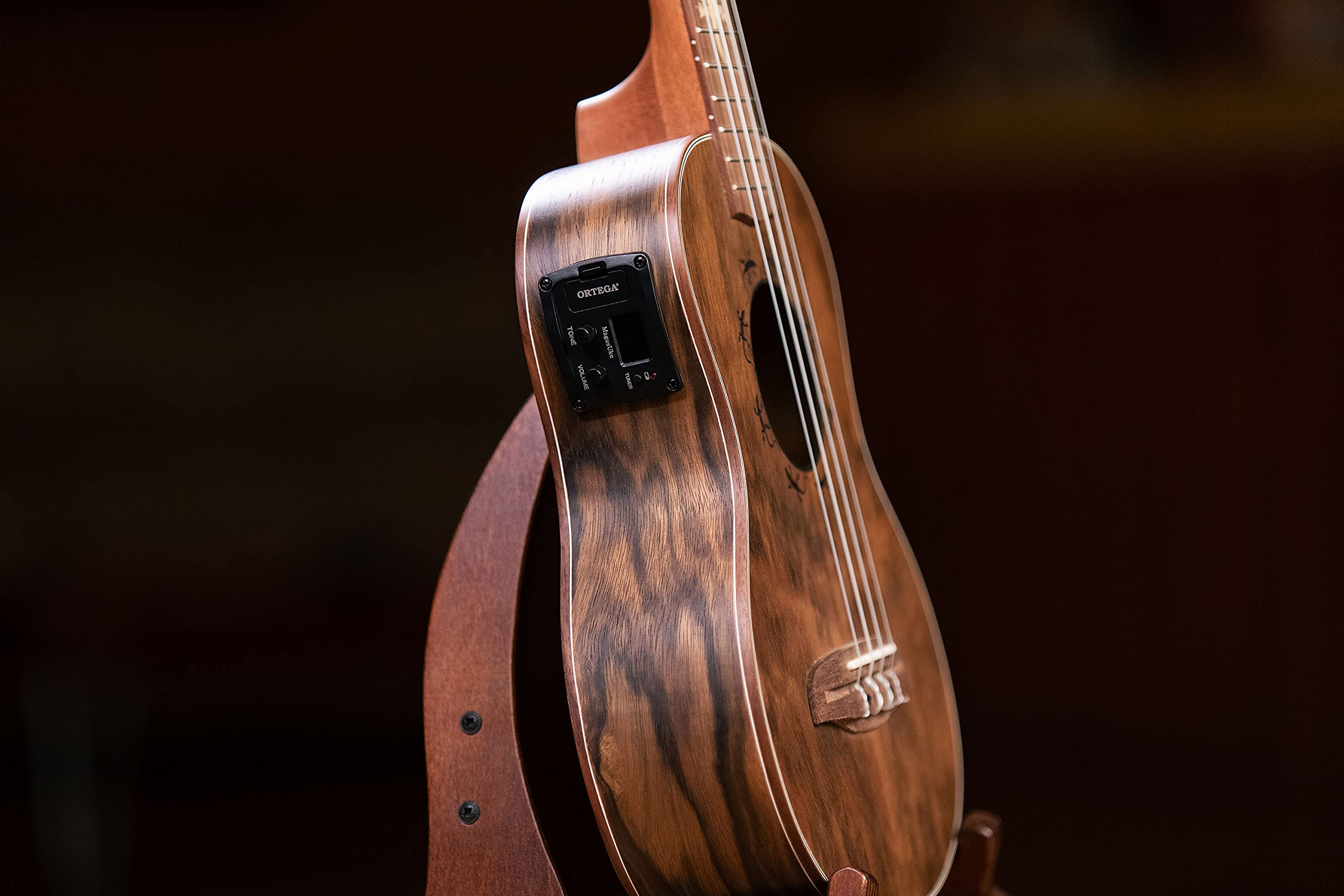 Ortega Guitars Ukulélé Tenor Electro-Acoustique – Série Lizard – Housse Incluse – Paldao, Naturel (LIZARD-TE-GB)