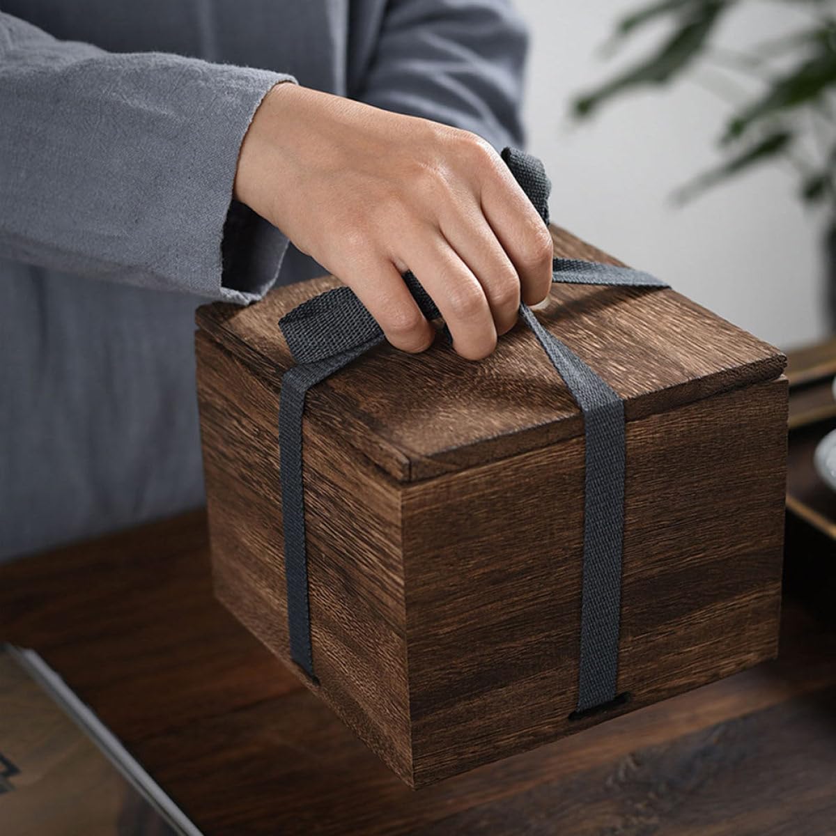 Geschenksbox aus Paulownia Holz 1 Stück Braun Weihnachten Party