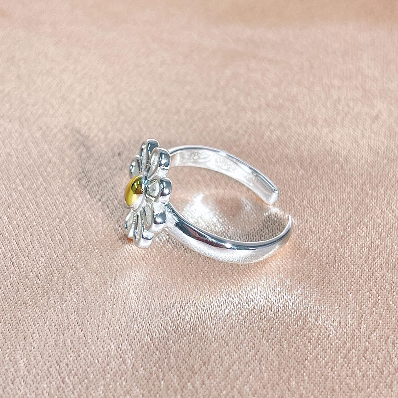 Cute Daisy Flower Statement Open Ring for Women 925 Sterling Silver Gold Silver Tone Flowers Adjustable Stacking Finger Bands Wedding Engagement Promise Rings Dainty Birthday Jewelry Gifts - Image 5
