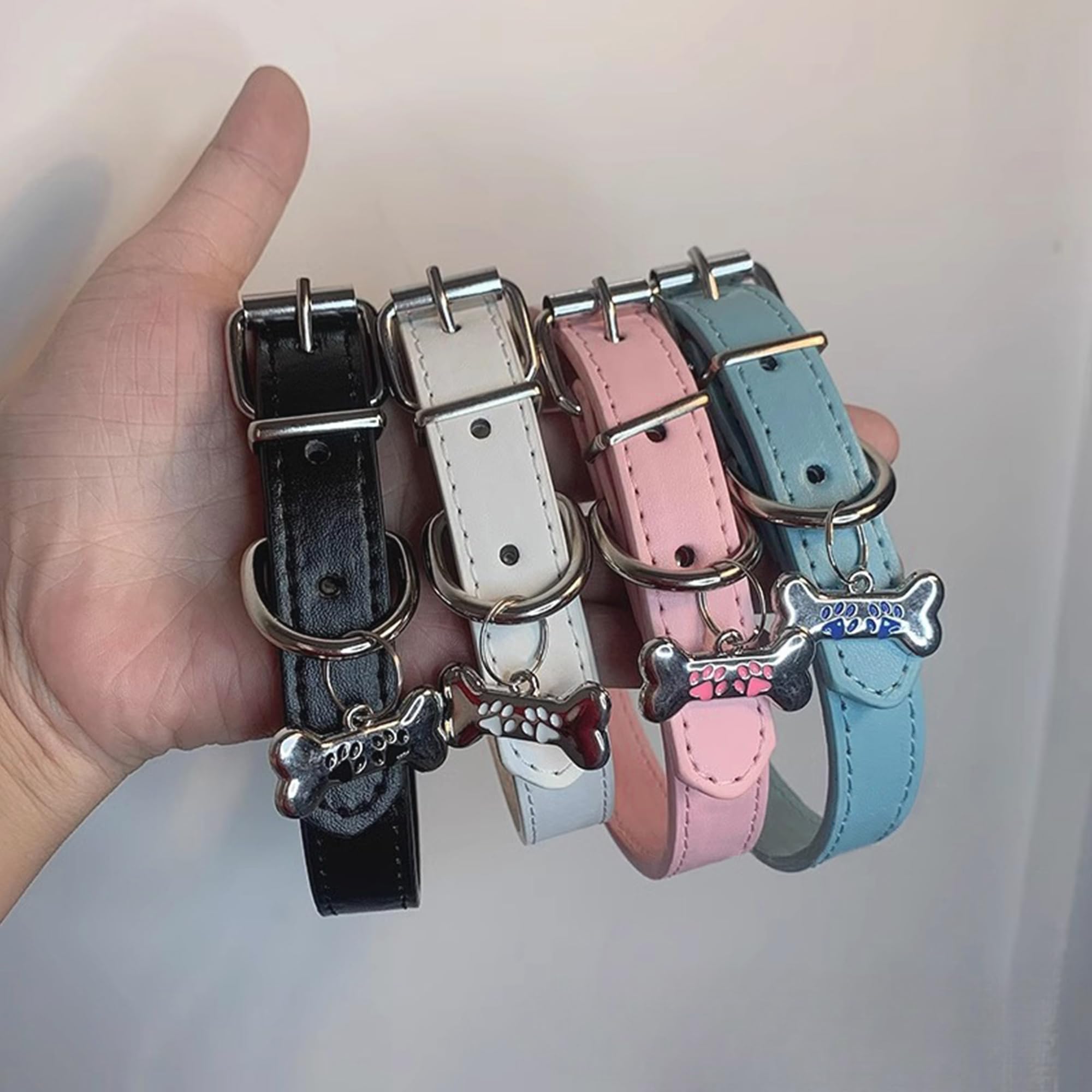 Nojess Leather Choker Collar for Women Punk Choker Y2k Necklace Bone Shaped Pendant Necklace Fashionable Punk Gothic Jewerly