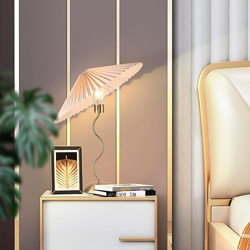 Miniatura 6 de Lámpara de mesa pequeña plisada dorada, lámpara de mesa moderna de latón para dormitorio, mini forma de lámpara plisada, lámpara de mesa MCM
