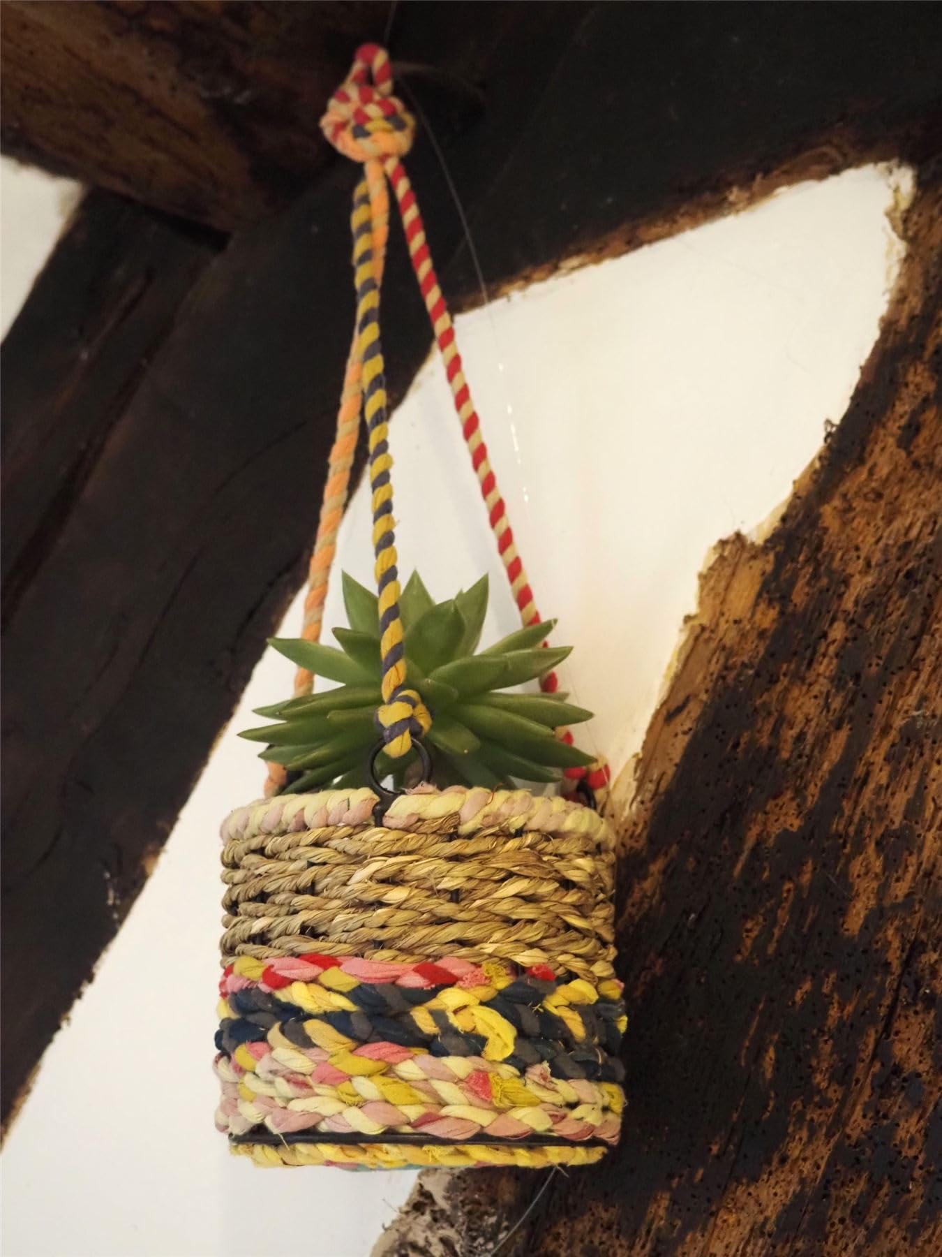 Jardinopia Eco-Friendly Hanging Planter – Small Reclaimed Sari Fabric & Munja Grass with Metal Liner