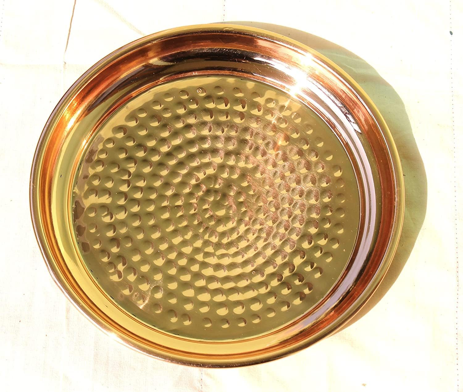 PARIJAT HANDICRAFT Set of 2 Copper Hammered Moscow Mule Mug Capacity-18 Ounce, Smooth Shot Glasses Capacity-2 Ounce, Drinking Straws with Tray, Set