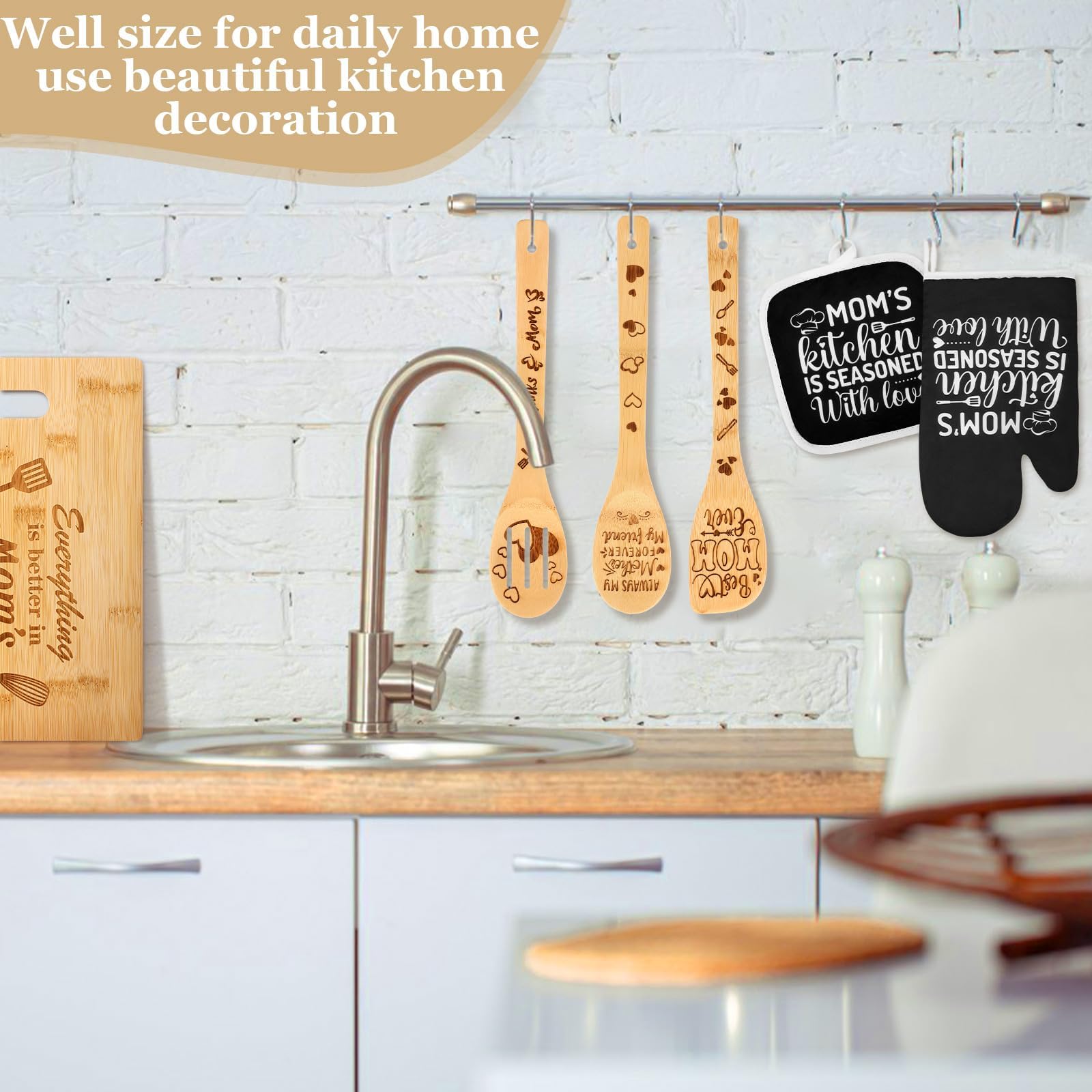Regalos de cocina para mamá, regalos para el día de la madre de parte de la hija, ideas de regalo de cumpleaños para mamá con tabla de cortar, cucharas de madera, delantales, guantes de horno, soporte