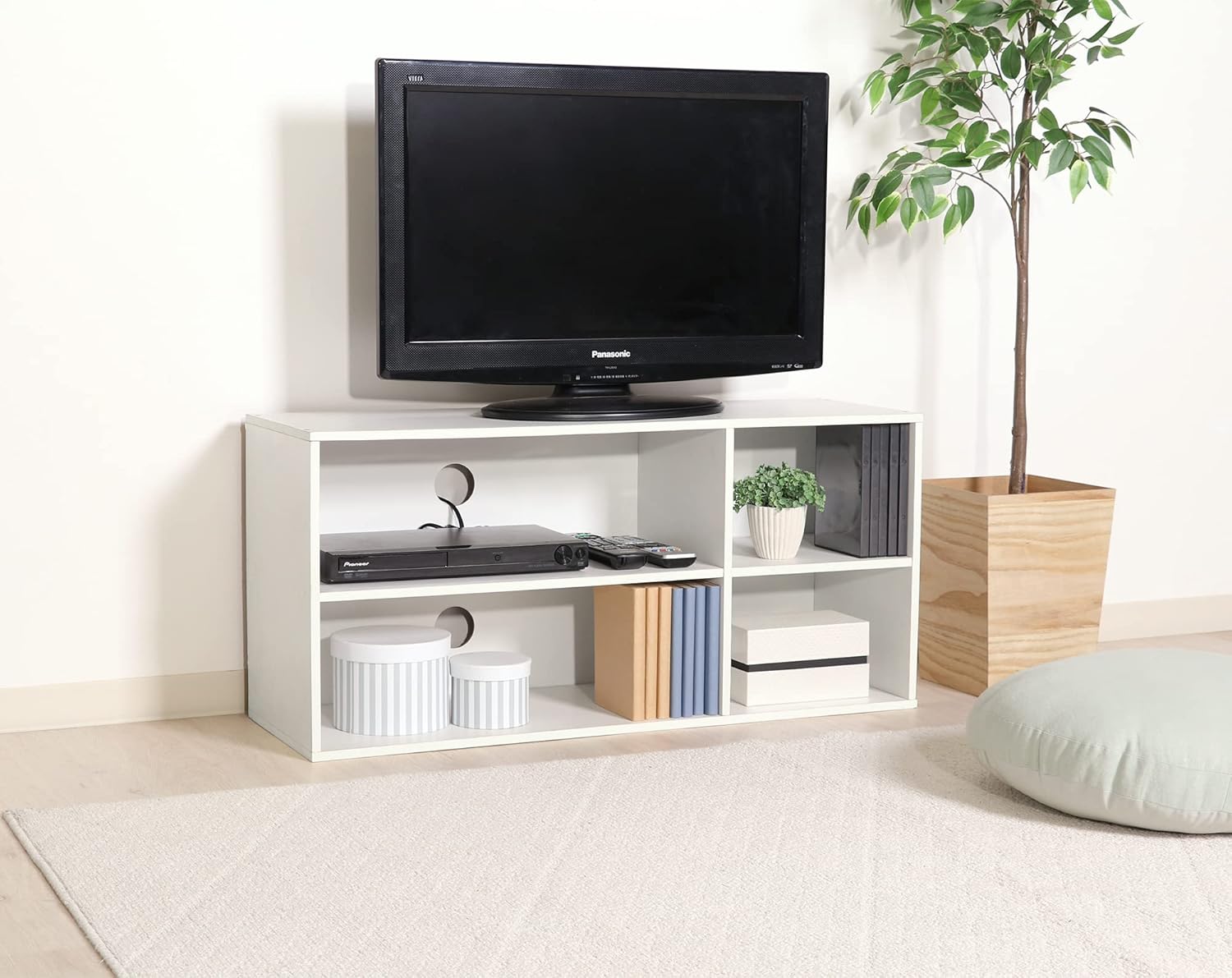 Fuji Boeki 96599 TV Stand, Low Board, Type 32, Width 35.0 inches (89 cm), White, Easy Assembly