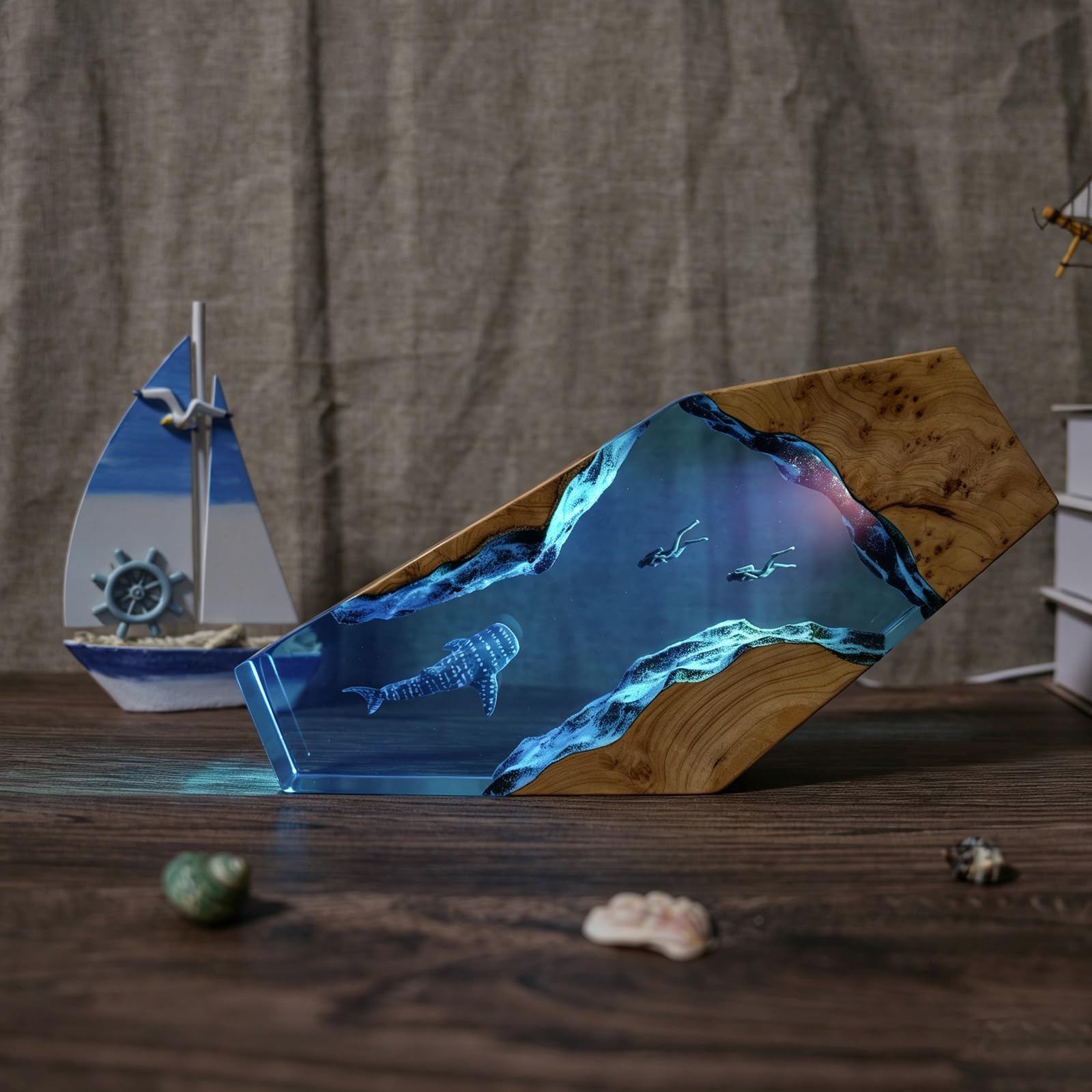 Lámpara Cueva Submarina de Resina Epoxi con Base de Madera LED