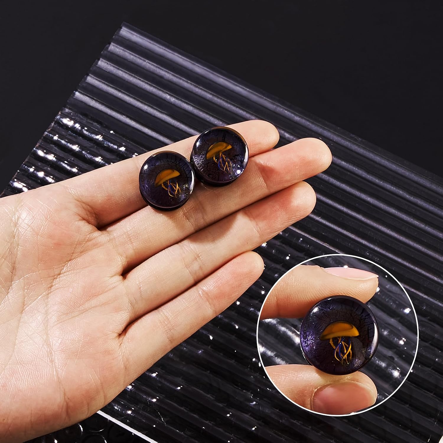 Ear Plugs Glass Ear Gauges Double Flare Saddle Ear Expander Ocean Jellyfish Ear Stretcher Ear Tunnels Body Piercing Jewelry for Men Women 0G 00G 1/2"