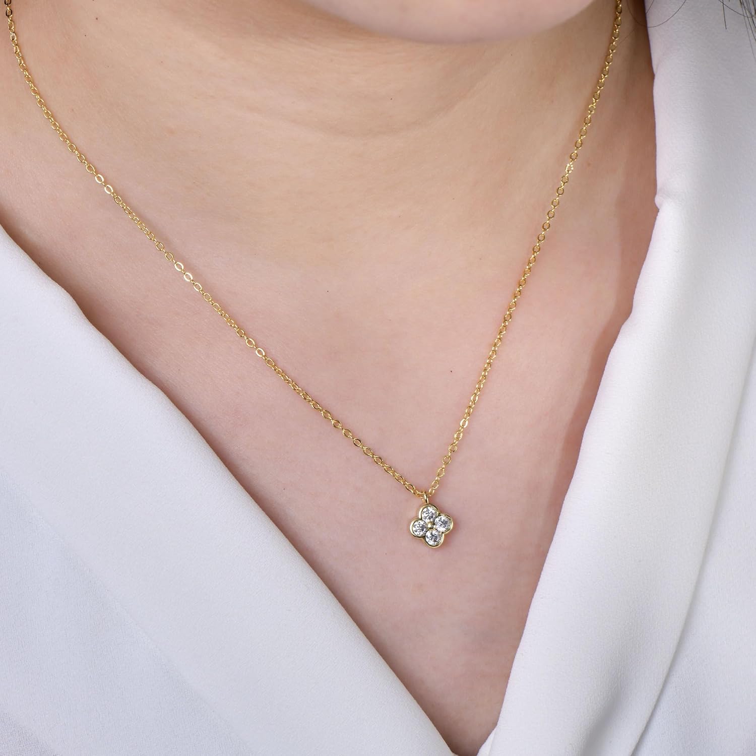 Clover Moissanite Pendant Necklace for Women, 3mm D Color VVS1 Lab Created Imitation Diamond 14K Gold Plated Four-Leaf Pendant for Wife Mom Birthday Jewelry Gifts - Image 7