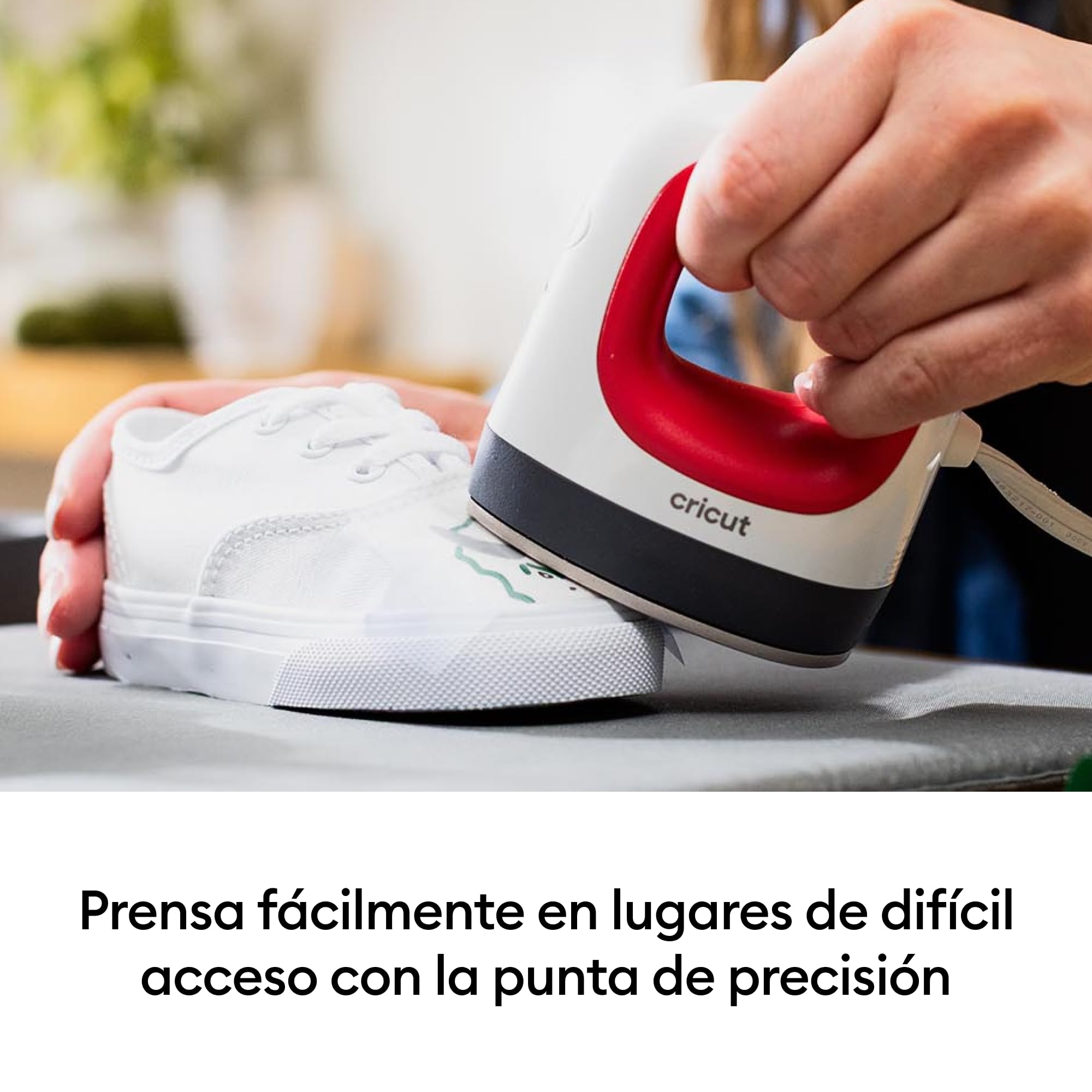 Cricut EasyPress Mini | Prensa térmica compacta para planchar vinilo (HTV), tinta Infusible y sublimación | Raspberry | 2026