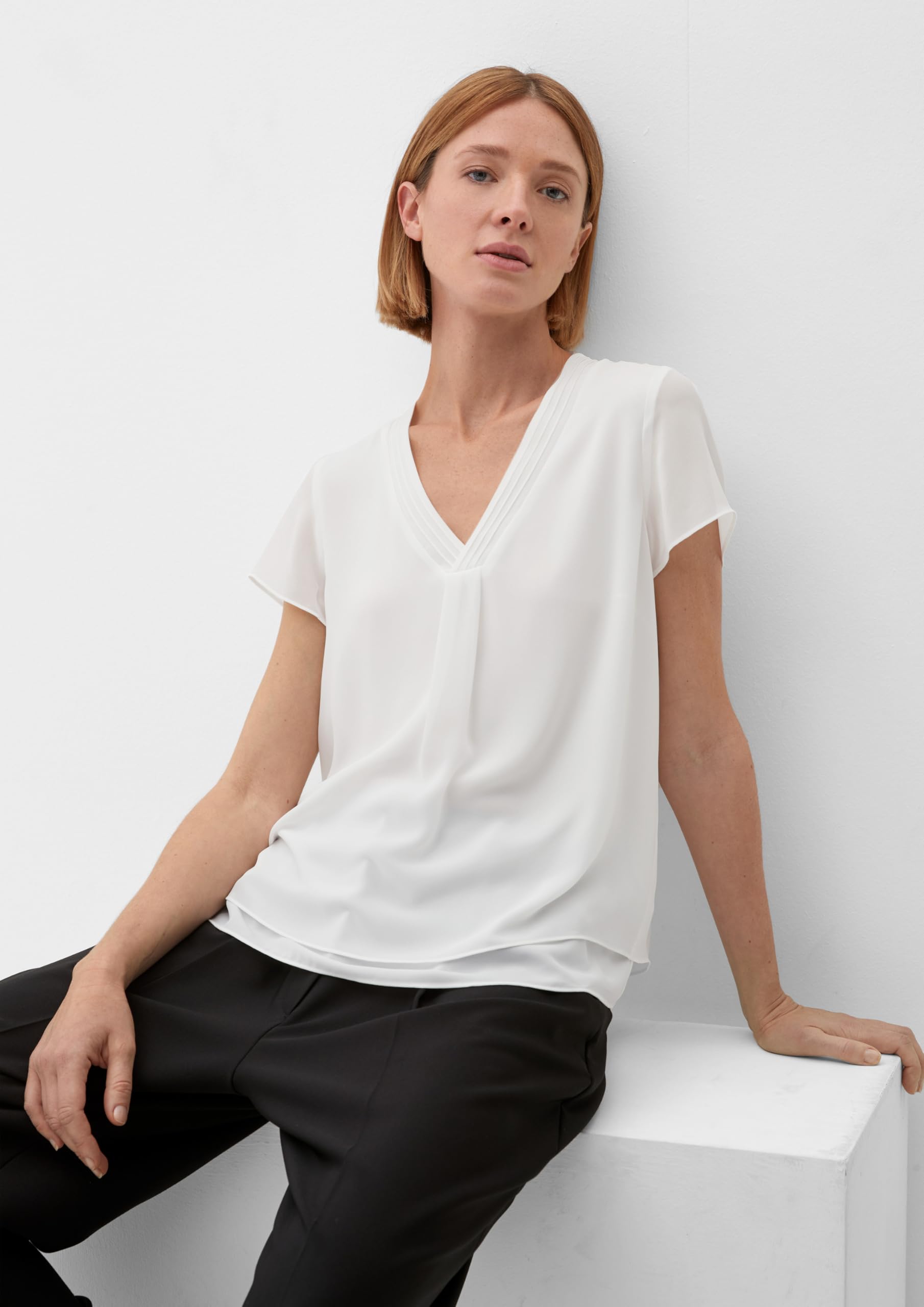 s.Oliver Damen 2124317 Bluse, 0200 beige, 40