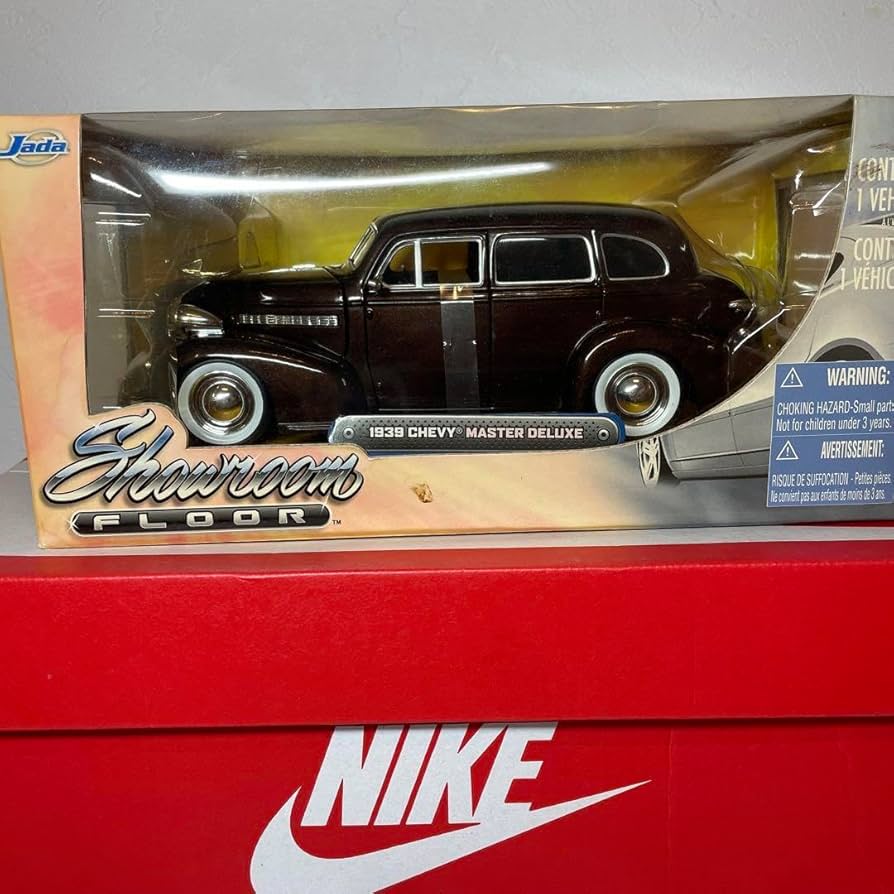 Jada Toys／1939 CHEVY MASTER DELUXE