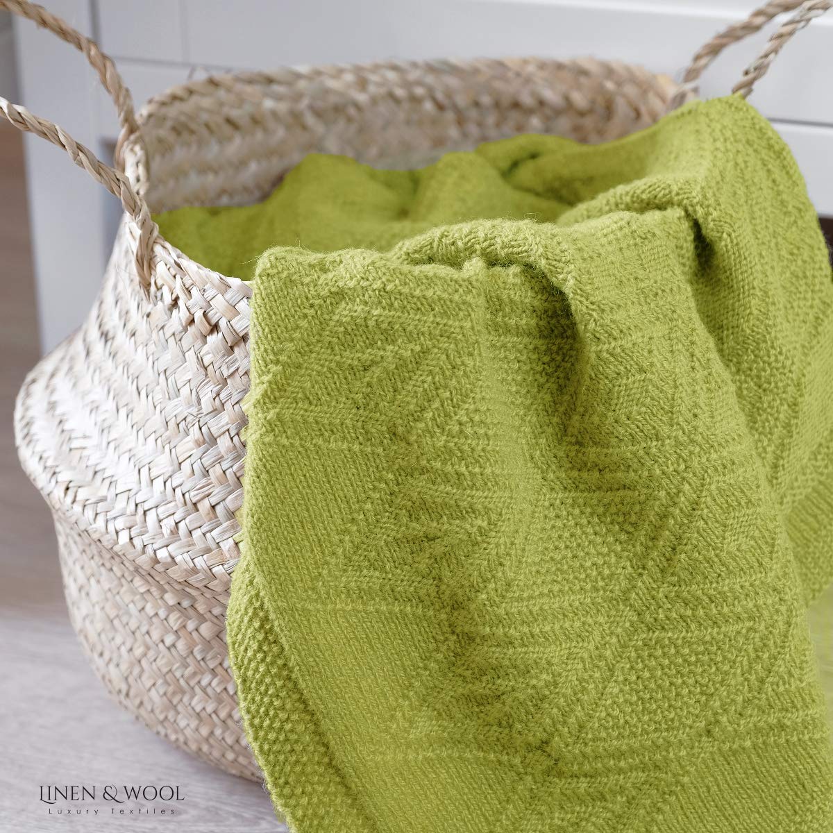 Linen & Cotton Couverture Maille Bébé/Couverture Emmaillotage Lilou pour Garçon, Fille, Naissance Été l'hiver - 100% Pure Laine de Nouvelle-Zélande, Vert (85 x 65cm) Plaid Tricoté pour Lit/Poussette