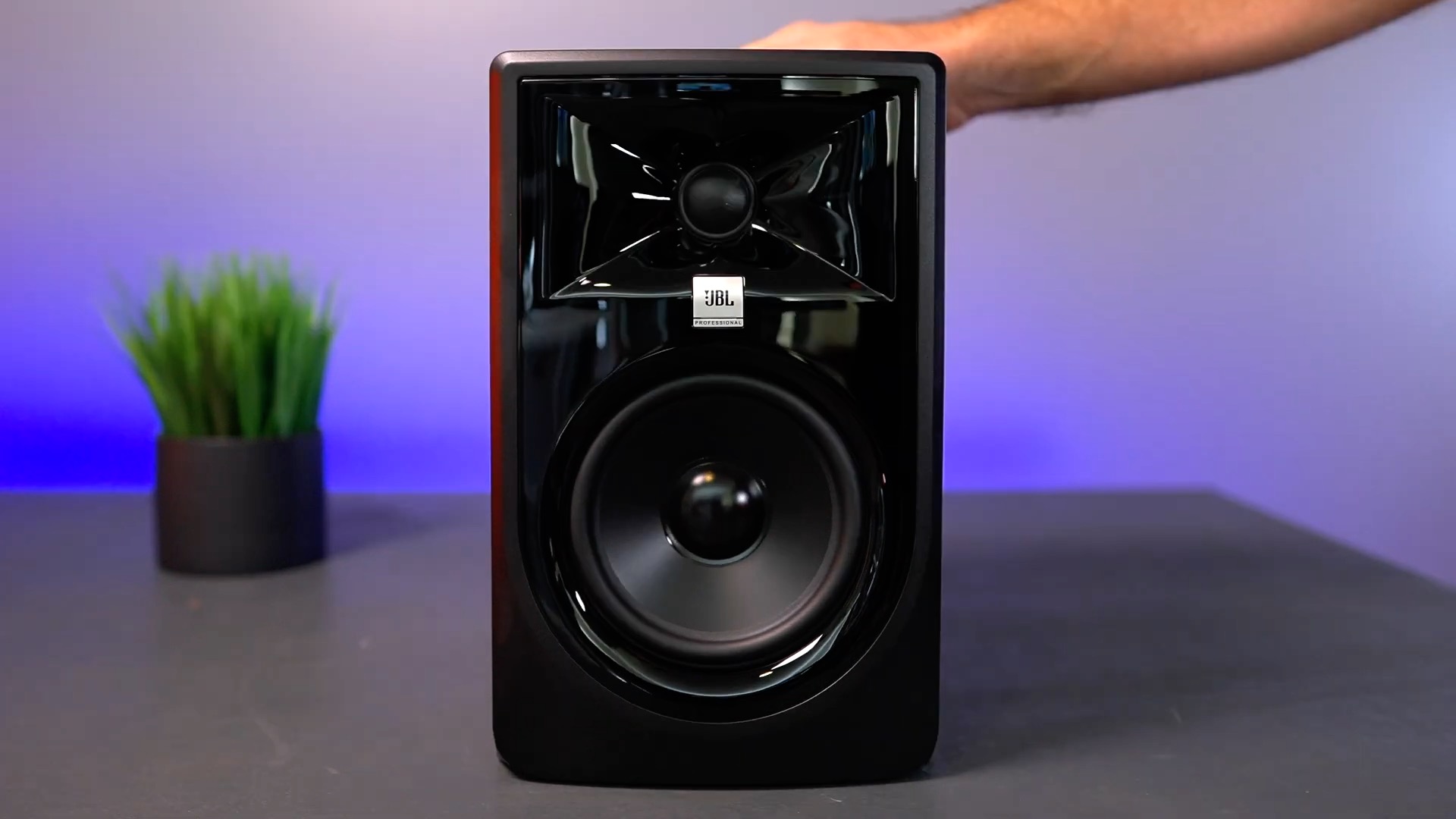 Watch JBL 305P Mk2 - Unbox on Amazon Live