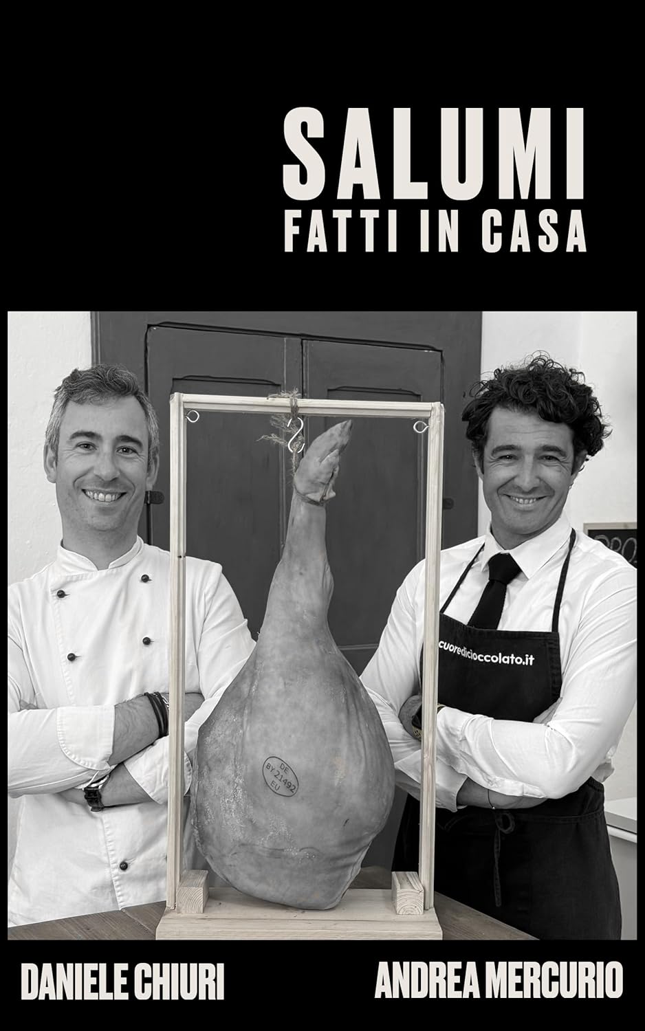 Salumi fatti in casa: 47 ricette di famiglia per preparare salumi autentici a casa con video tutorial passo-passo (Italian Edition)      [Print Replica] Kindle Edition