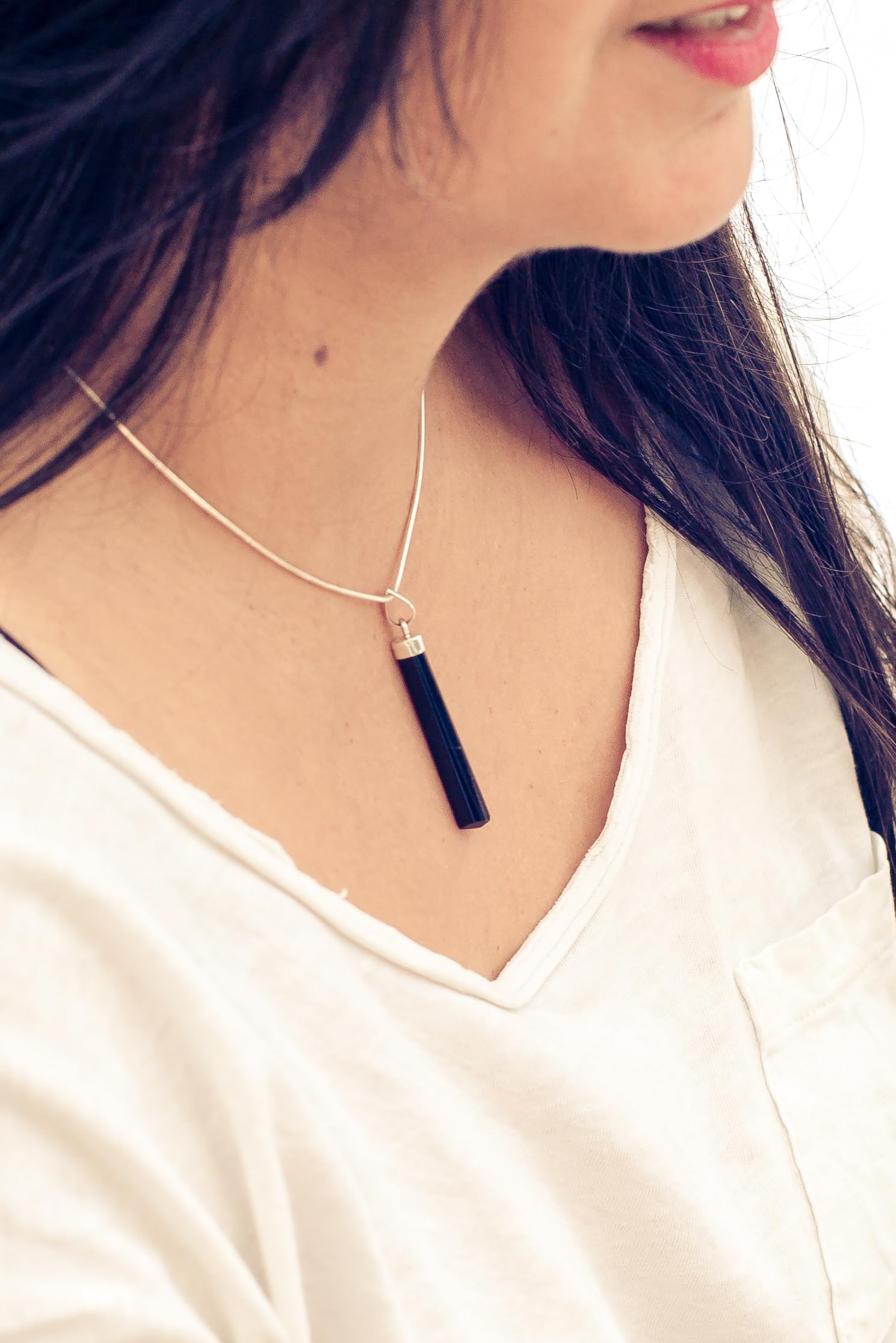 Lebensquelle Plus Tourmaline noire/pointe polie Schorl | Pendentif élégant en pierre précieuse | Capuchon en argent 925 + œillet, Acier inoxydable, Tourmaline