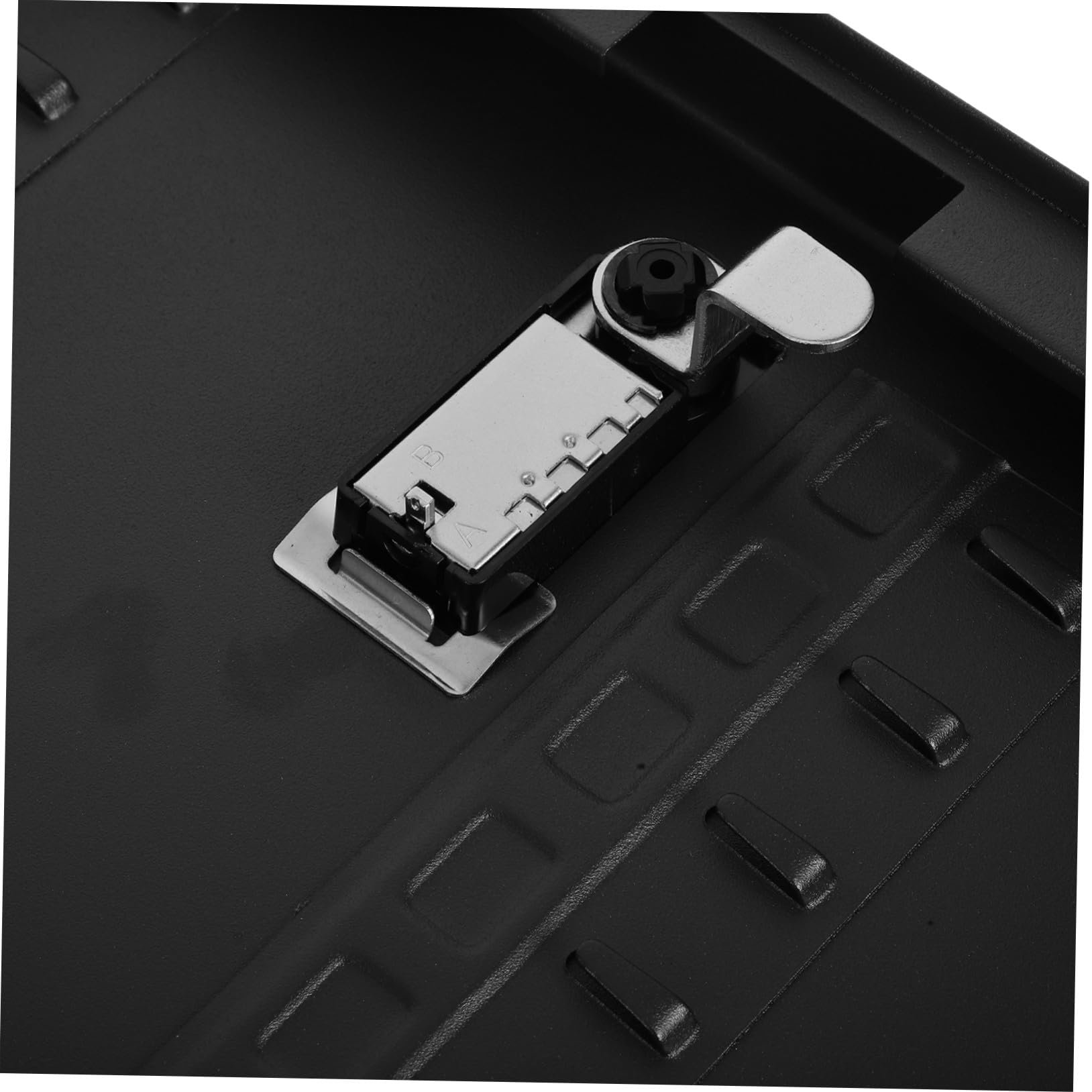 VILLCASE Schlüsselschrank mit Zahlenschloss und 28 Positionen Eisengehäuse Wandmontage Design für Büro Auto und Sicheres Schlüsselmanagement