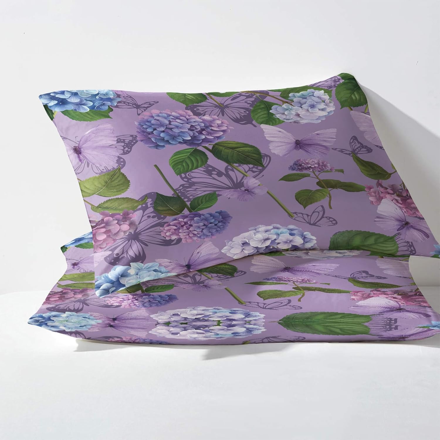 Hydrangea Pillowcase for Room Decor & Gift, Purple Floral Pillow Cases Queen Size Set of 2, Flower Botanical Printed Bed Pillow Covers with Zipper, Cozy Microfiber