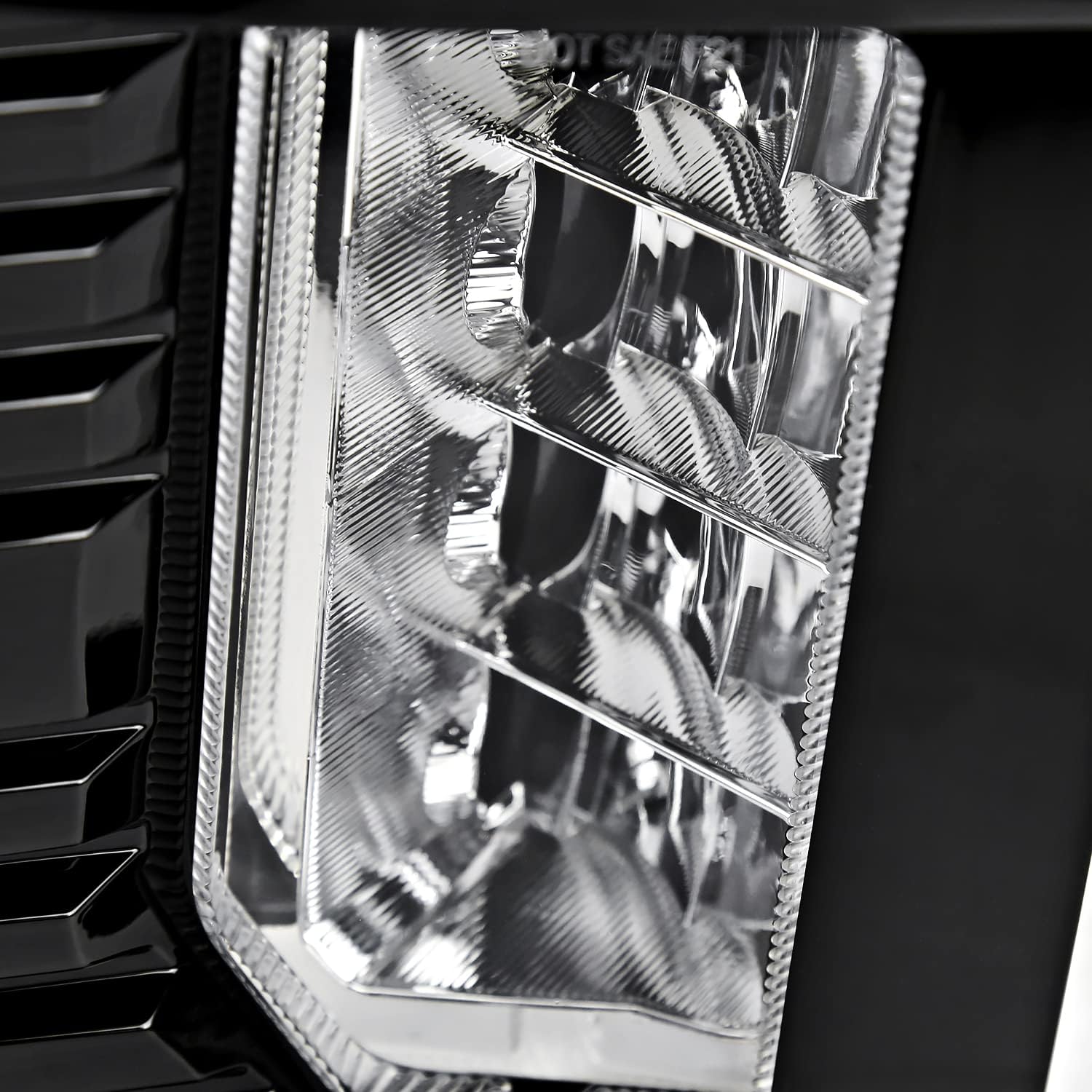 SPEC-D TUNING Chrome LED Fog Lights + Bezel + Switch Compatible with 2021-2023 GMC Yukon, Left + Right Pair Assembly