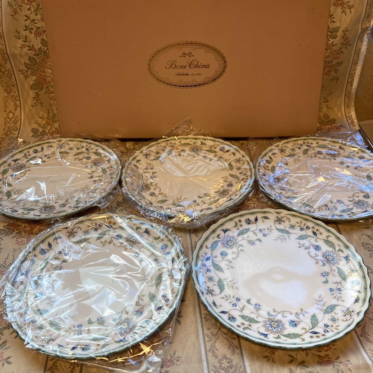 ❣️ノリタケ　カリフパレス❣️ケーキセット❣️ 箱入り 未使用 ノリタケ カリフパレス カトラリー スプーン フォーク