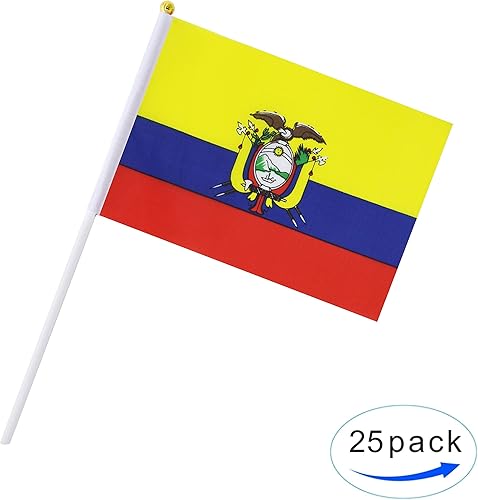 Miniatura 4 de Paquete de 25 banderas de mano pequeñas de Ecuador ecuatoriano con parte superior redonda, suministros de decoración de fiesta para desfiles, copa