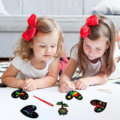 Miniatura 4 de Paquete de 60 tarjetas de regalo para el día de San Valentín para niños, tarjetas de arcoíris con forma de corazón, arte para rascar, manualidades