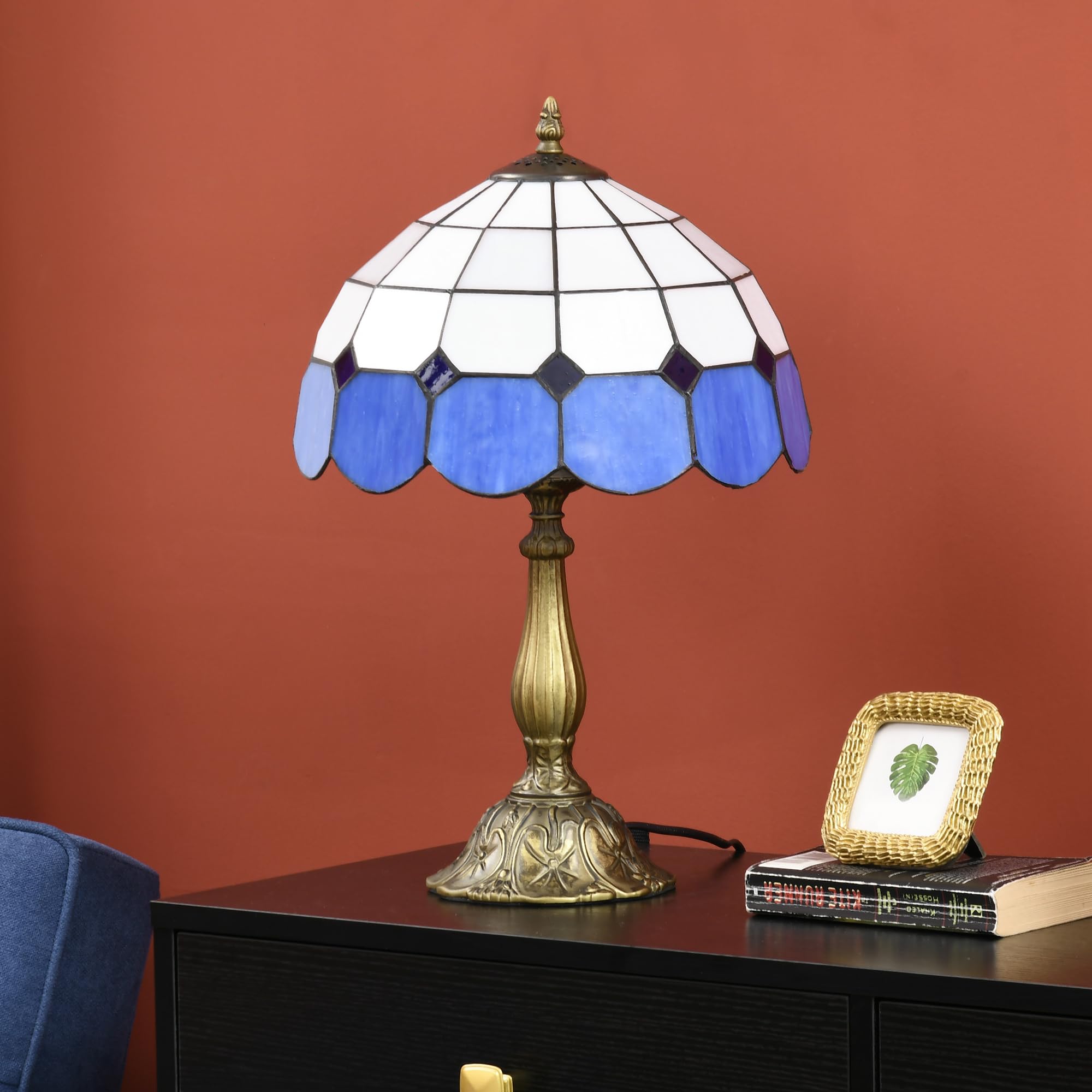 HOMCOM Lámpara de Mesita de Noche Estilo Tiffany Lámpara de Mesa Hecha a Mano Lámpara de Noche de Vidrio para Dormitorio Salón Ø31x48 cm Azul