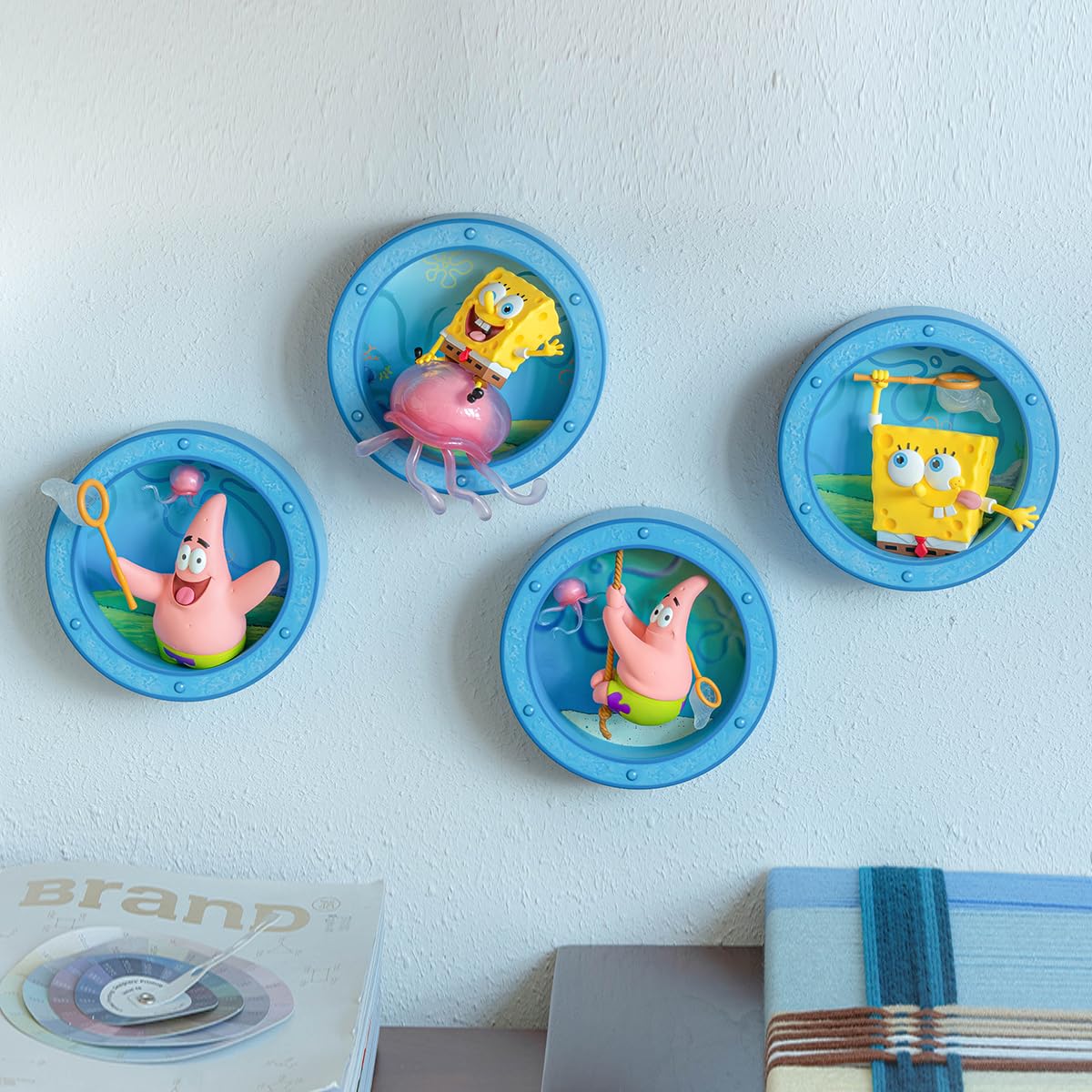 新品 完売 POP MART (ポップマート ) スポンジボブ フィギュ窓