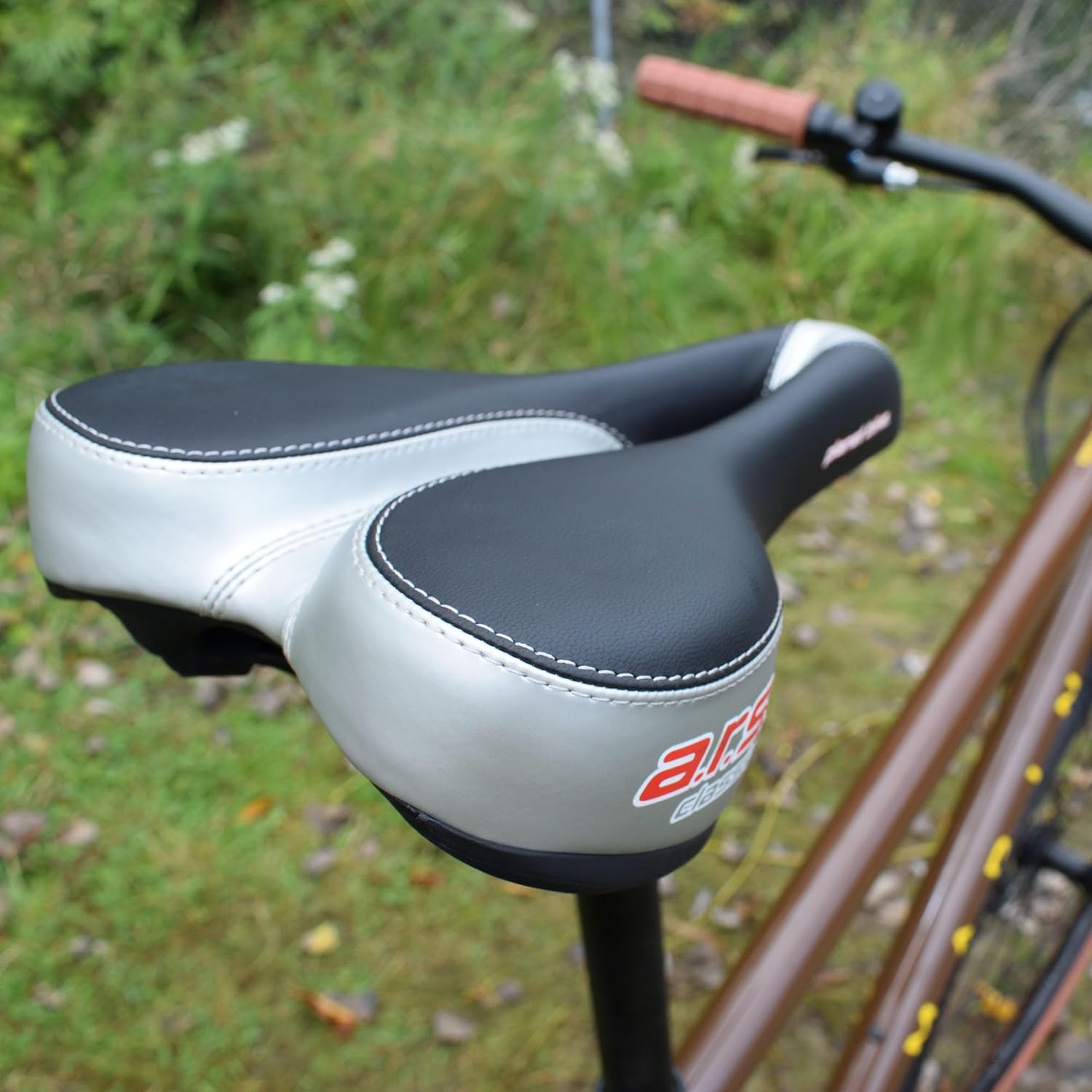Planet Bike A.R.S. Classic bike seat - men's (black & silver)