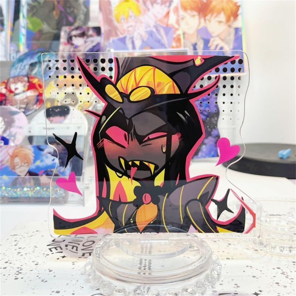 Amazon.co.jp: アクリルスタンド Hazbin Hotel Angel Dust Alastor Sir 