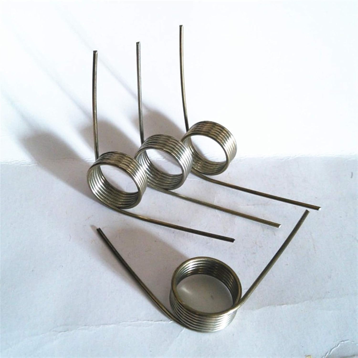 Qinlu-DIY 压缩弹簧 ステンレス鋼のねじりばね、1.6mmのワイヤの直径* 21.5mm outの直径* 45-90mmの脚