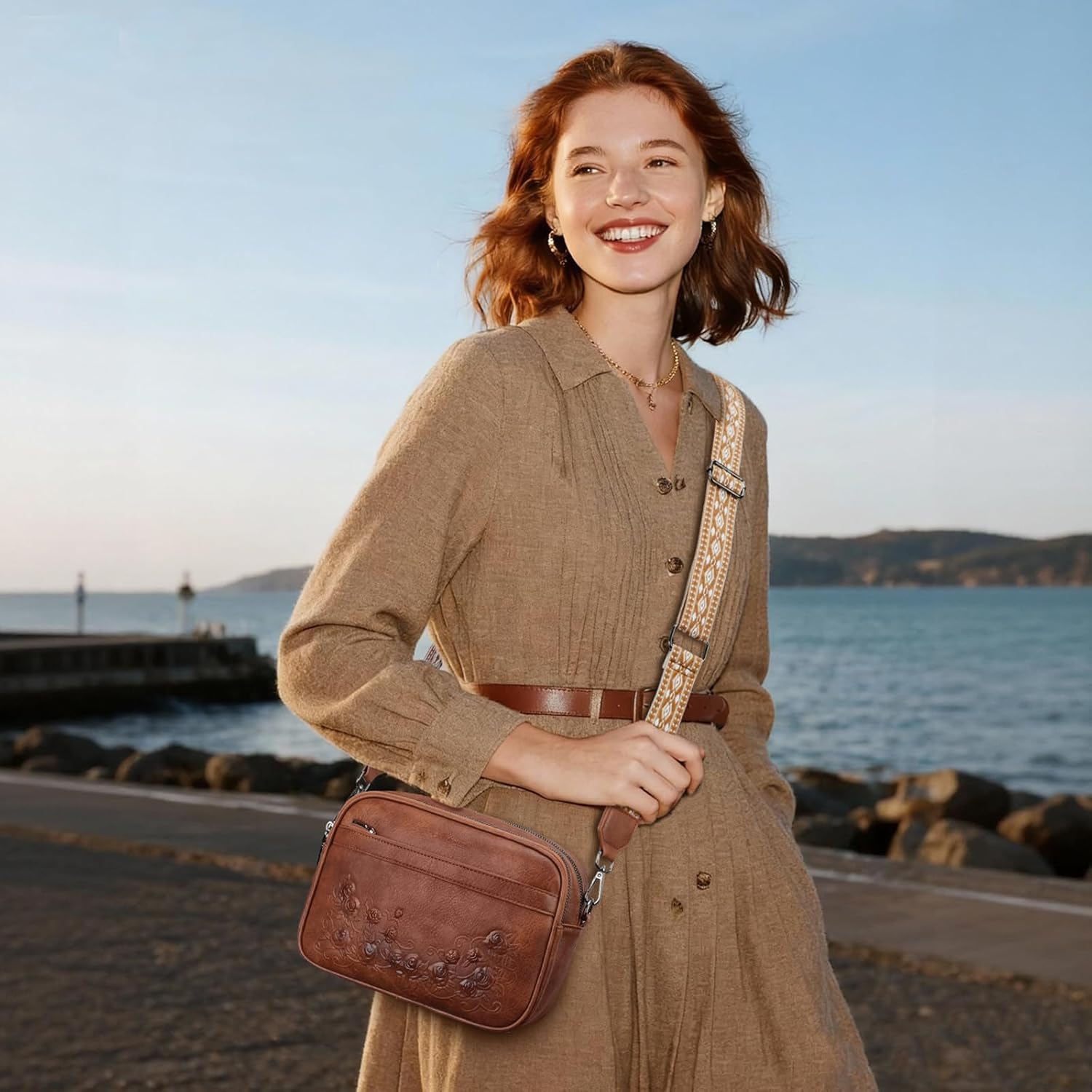 MEITRUE Crossbody Purse for Women Vegan Leather Small Crossbody Bags with Adjustable Strap Multiple Pockets Shoulder Handbags - Image 2