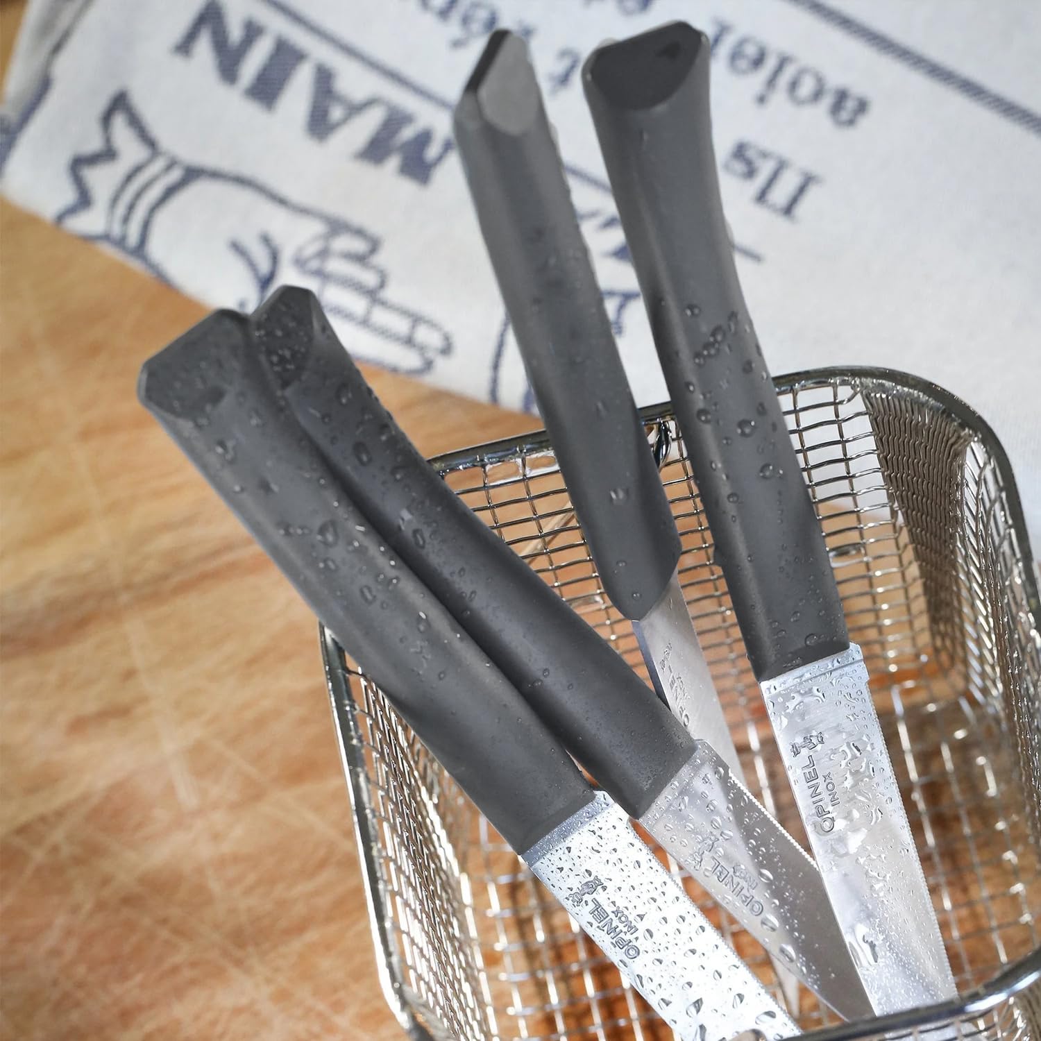 Opinel - Coffret 4 Couteaux de Table Bon Appétit+ - Lame Acier Inox Micro-Dentée - Manche Polymère - Apte Lave-Vaisselle - Fabrication Française - Anthracite