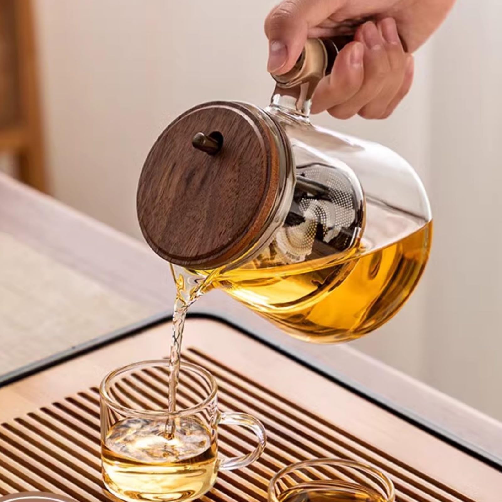 Teekanne Glas, 600ML Teekanne Mit Siebeinsatz, Borosilikatglas Teeservice Glasteekanne, Teekanne Glas Mit Edelstahl Siebeinsatz, Tee-Ei for Lose Blätter Teekanne(Transparent,12.2 * 10.7 * 8.5cm)