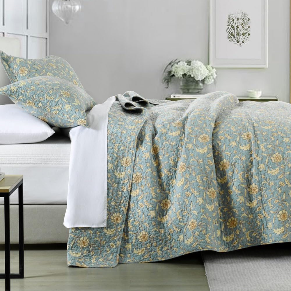 Photo 1 of PERHOM Quilt King Size - 100% Cotton Blue Quilt Beige Floral Lightweight Soft King Quilt Vintage Botanical Quilted Bedspread Reversible Quilt Bedding Set 3 Pieces