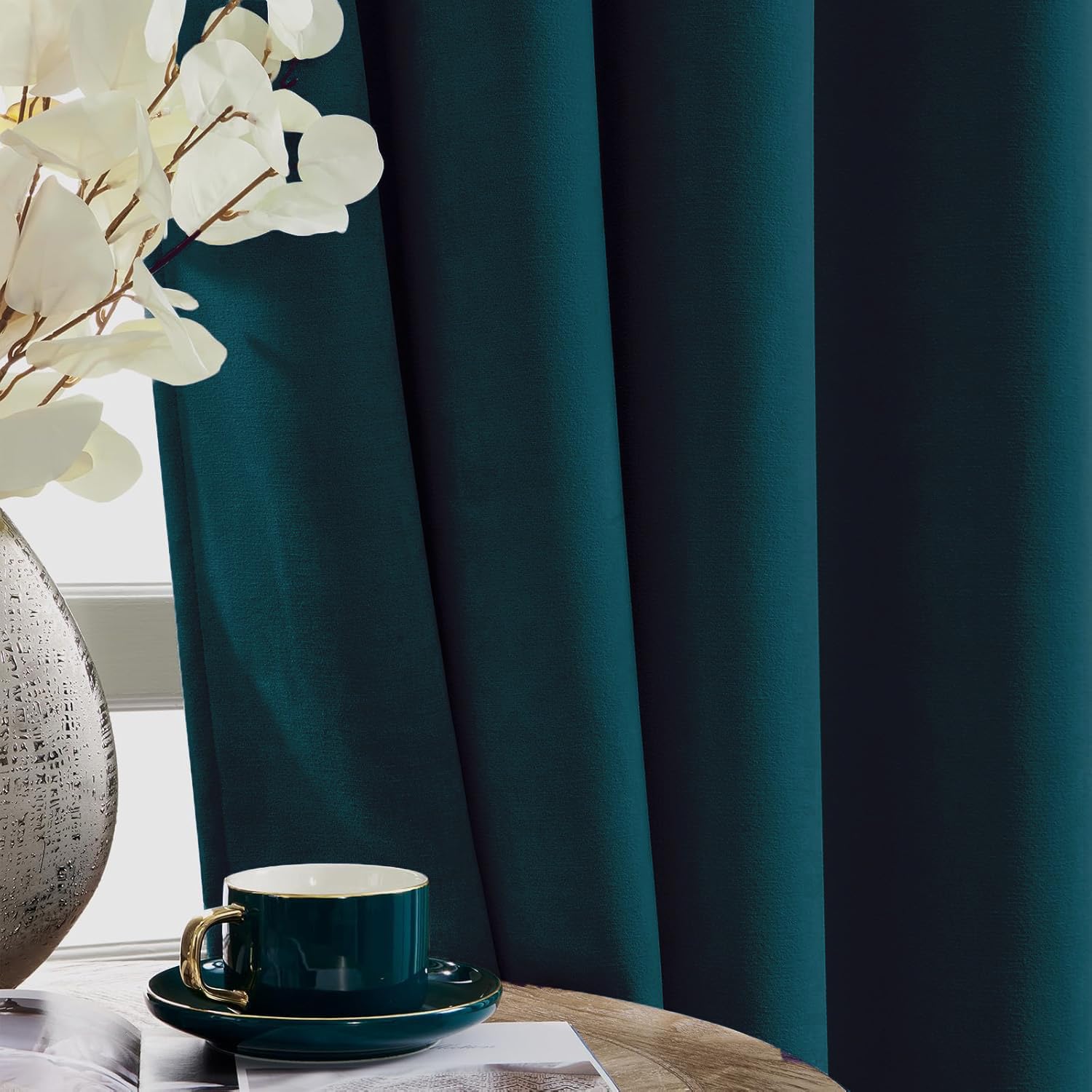 Joydeco Tende per Interni 100% Oscuranti Velluto Verde Blu 330g/㎡ 2 Pezzi L 140 x A 240 cm Nastro Tenda Termica Isolante Freddo e Caldo Soggiorno Camera da Letto Curtains